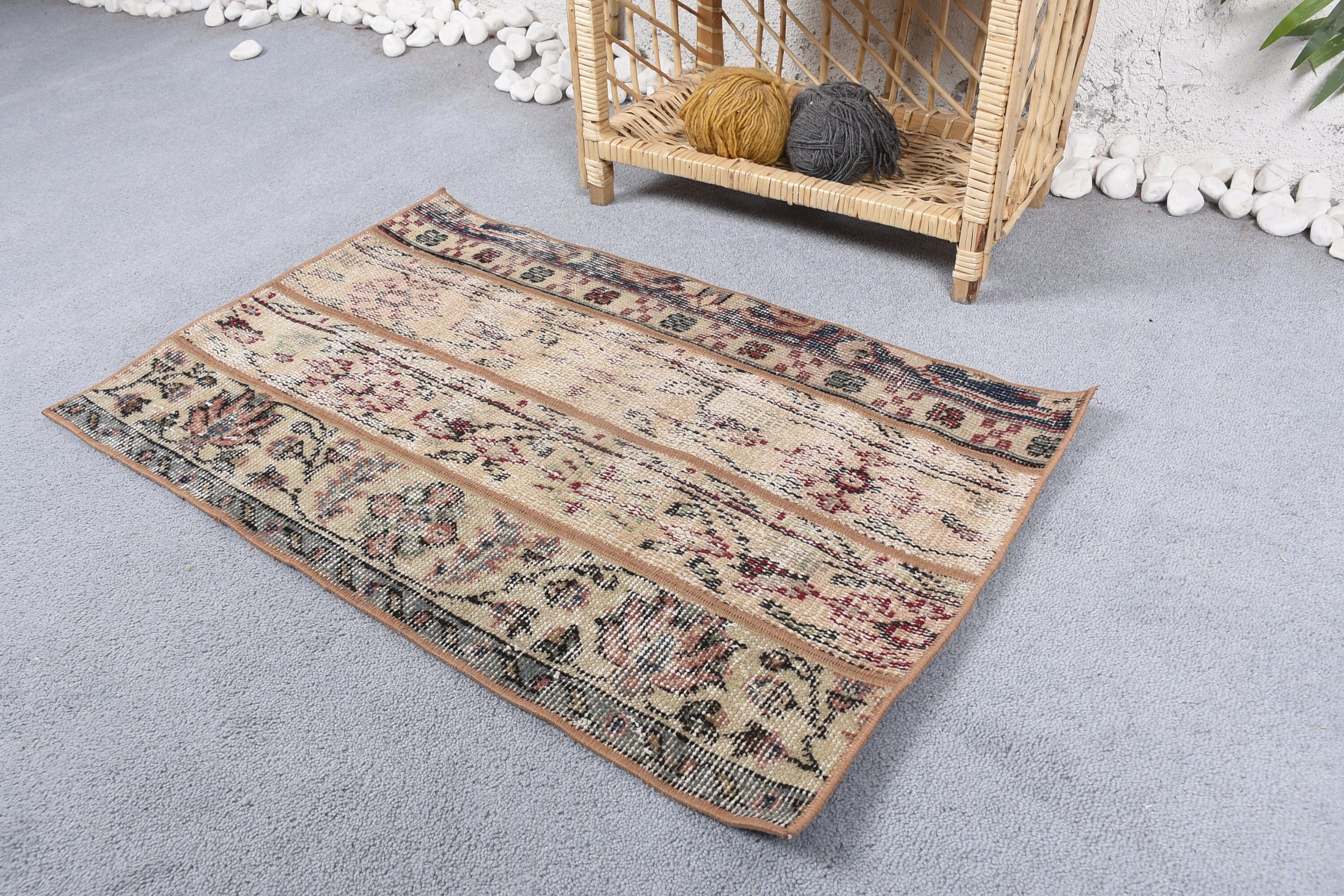 1.7x2.7 ft Small Rug, Vintage Rugs, Beige Home Decor Rug, Handwoven Rug, Bedroom Rug, Oriental Rugs, Nursery Rug, Turkish Rug, Car Mat Rugs