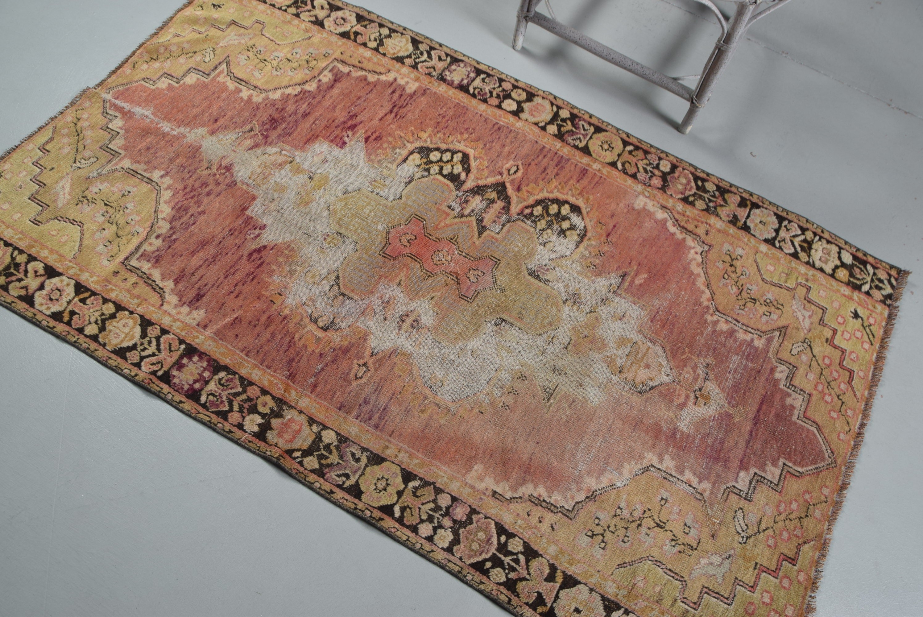 Red Oushak Rug, Kitchen Rugs, Anatolian Rug, Vintage Rug, Oushak Rug, 3.6x6 ft Accent Rug, Rugs for Bedroom, Bedroom Rugs, Turkish Rugs