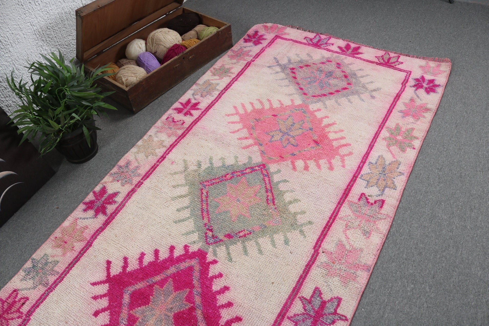 Vintage Halı, Türk Halısı, Boho Halısı, Fas Halıları, 3,6x11,1 ft Runner Halısı, Oushak Halısı, Bej Bildirim Halısı, Uzun Yolluk Halıları, Koridor Halıları