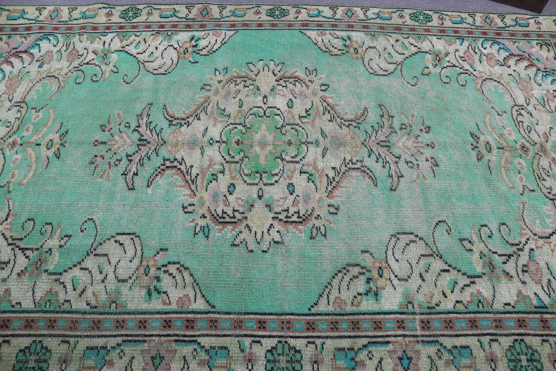 Turkish Rug, Vintage Rug, Home Decor Rug, 5.2x8.7 ft Large Rug, Floor Rug, Bedroom Rug, Neutral Rugs, Salon Rugs, Green Kitchen Rugs