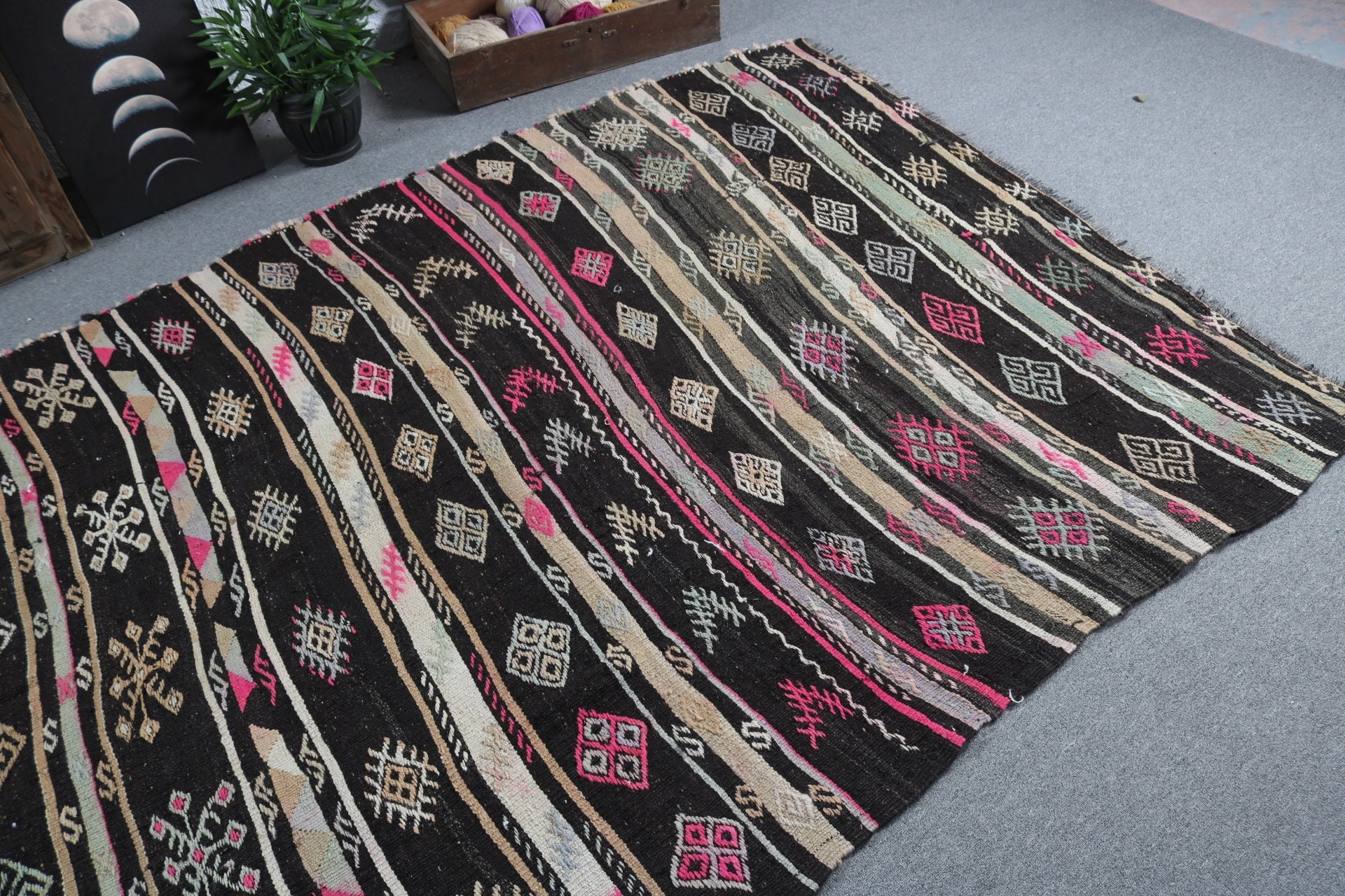 Neutral Rug, Turkish Rug, Kilim, 5.9x10.9 ft Large Rug, Large Boho Rugs, Vintage Rug, Kitchen Rugs, Large Oushak Rugs, Black Wool Rug