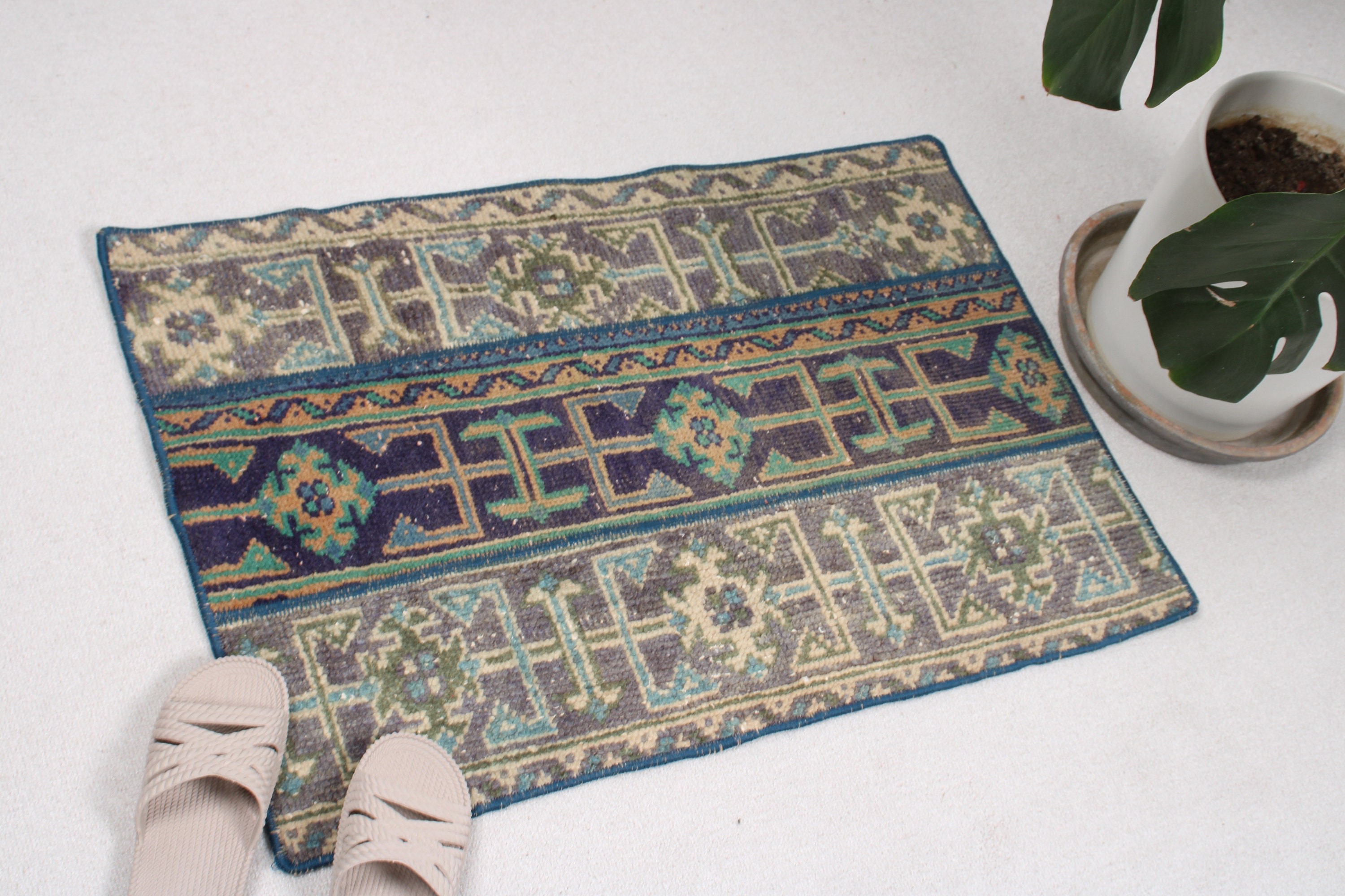 Yeşil Fas Halısı, Vintage Halılar, Yer Halısı, Giriş Halıları, Küçük Boho Halıları, 2x2,9 ft Küçük Halı, El Dokuma Halıları, Giriş Halıları, Türk Halısı