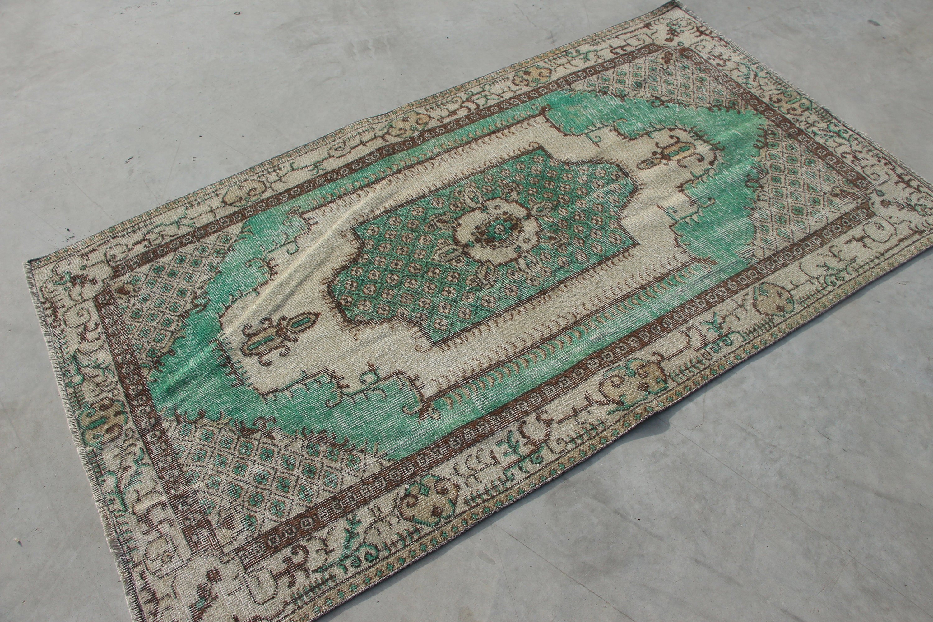 Mutfak Halısı, Türk Halısı, 3,6x6,4 ft Aksan Halısı, Siyah Yer Halısı, Giriş Halıları, Antika Halı, Fas Halısı, Vintage Halı, Çocuk Odası Halıları