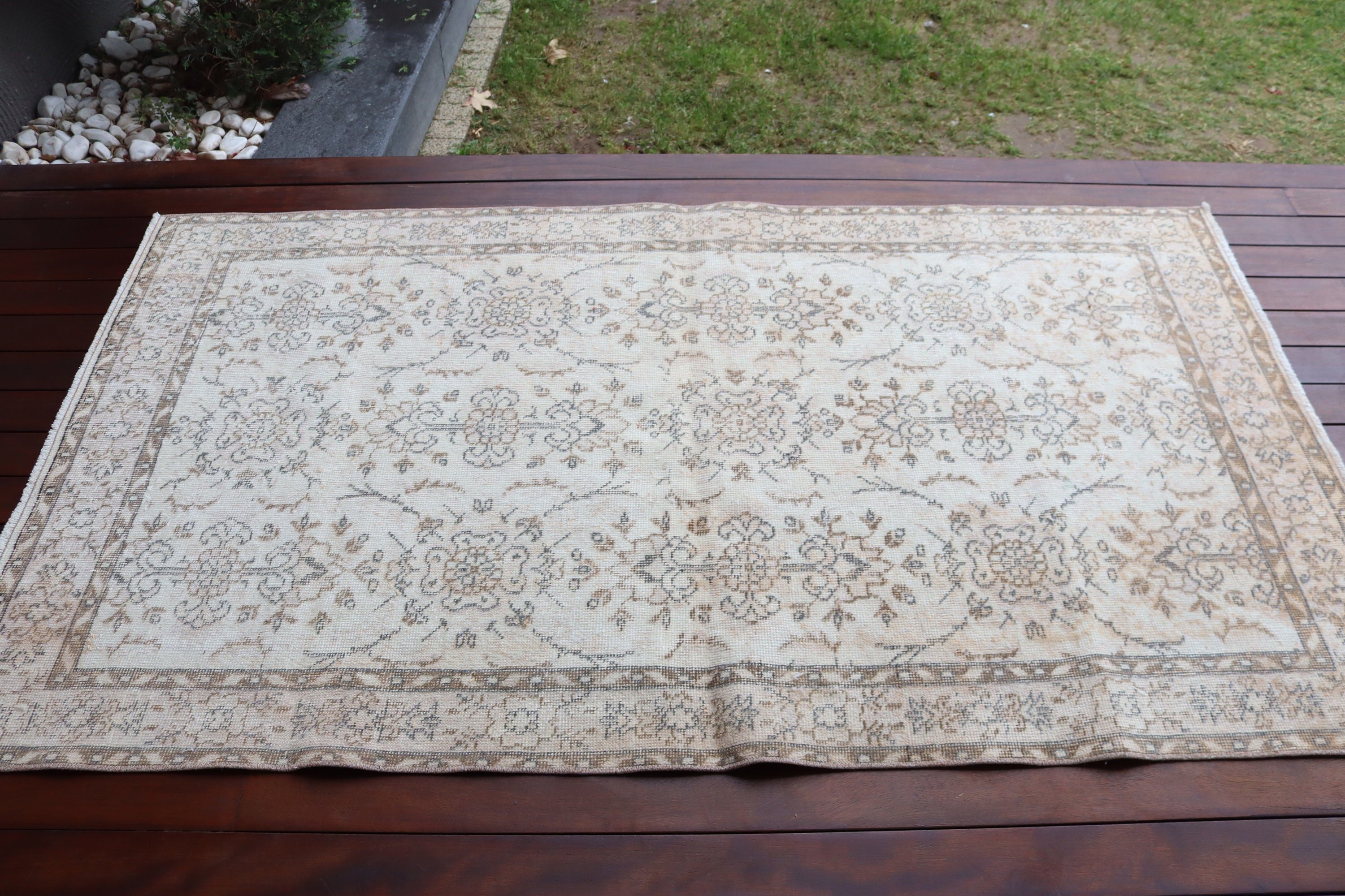 Türk Halıları, Düz Dokuma Halılar, Vintage Halı, Vintage Alan Halıları, 3,8x6,6 ft Alan Halısı, Bej Antika Halı, Bildirim Halısı, Boho Alan Halıları