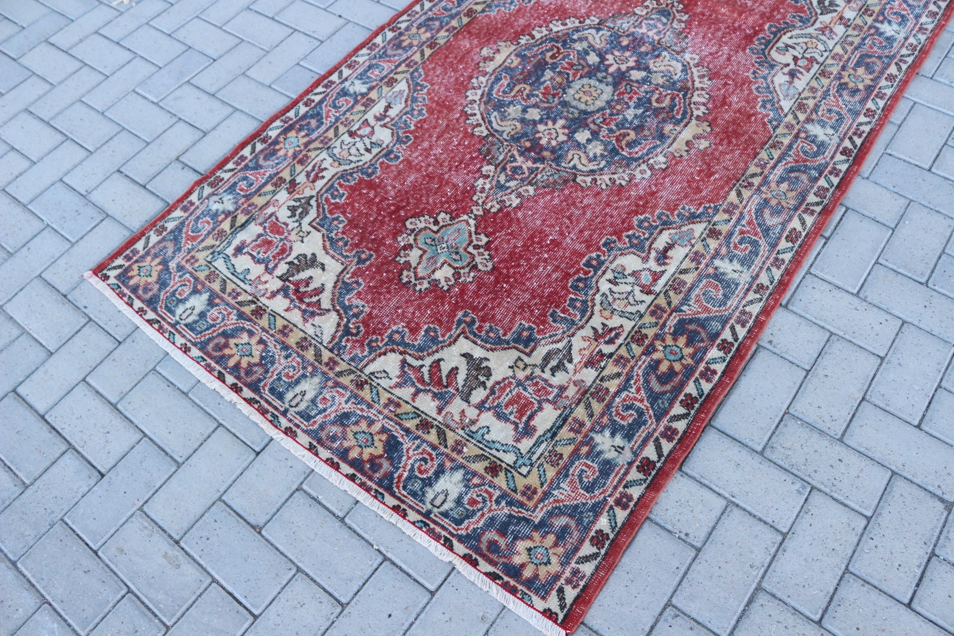 Vintage Decor Rug, Cool Rugs, Dining Room Rugs, Turkish Rug, Bedroom Rug, Red  4x6.6 ft Area Rugs, Moroccan Rugs, Vintage Rug