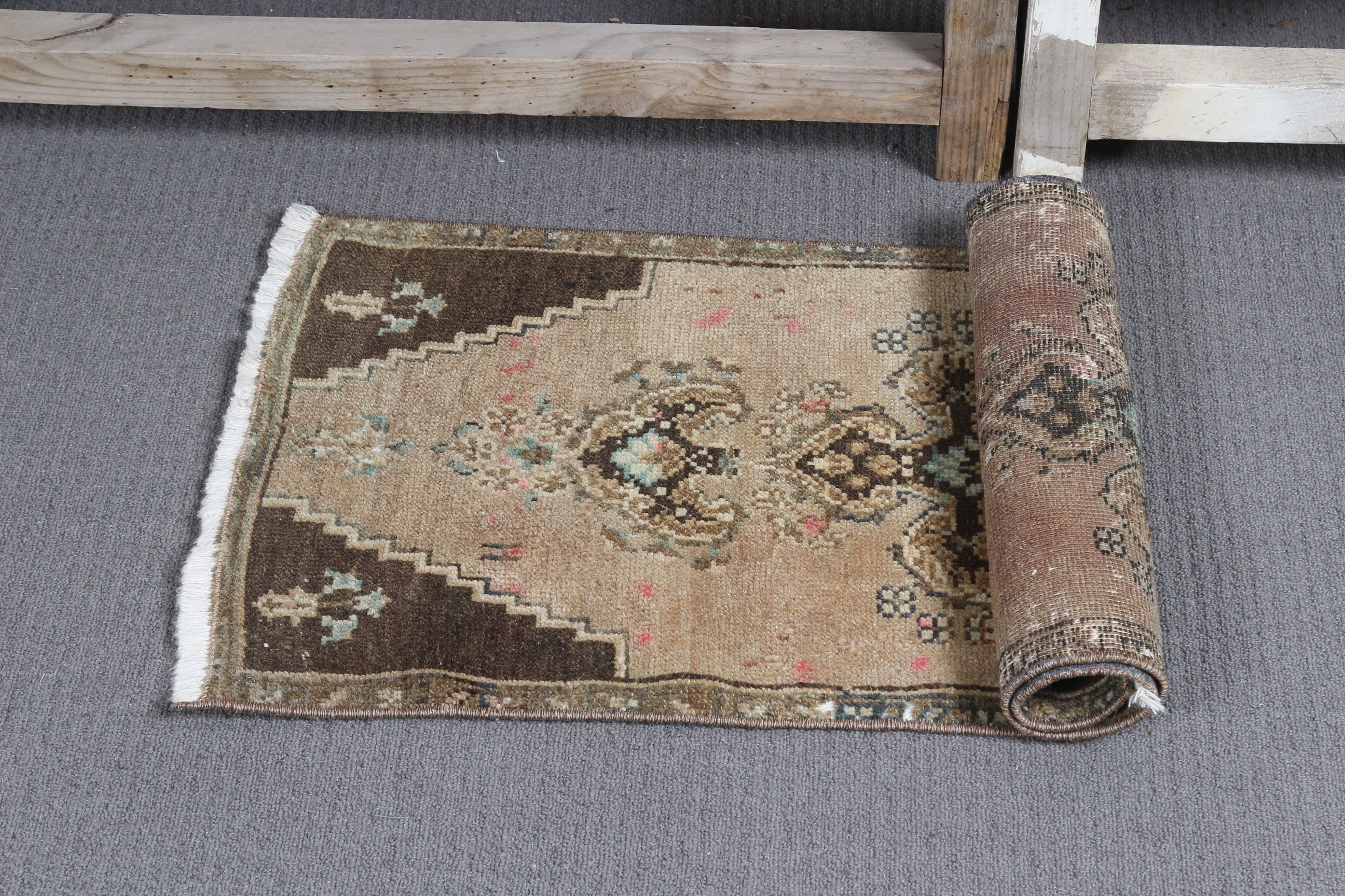 Vintage Rugs, Beige Oushak Rugs, Cool Rugs, Rugs for Car Mat, Bathroom Rugs, Floor Rug, Bath Rug, 1.4x3.1 ft Small Rug, Turkish Rug