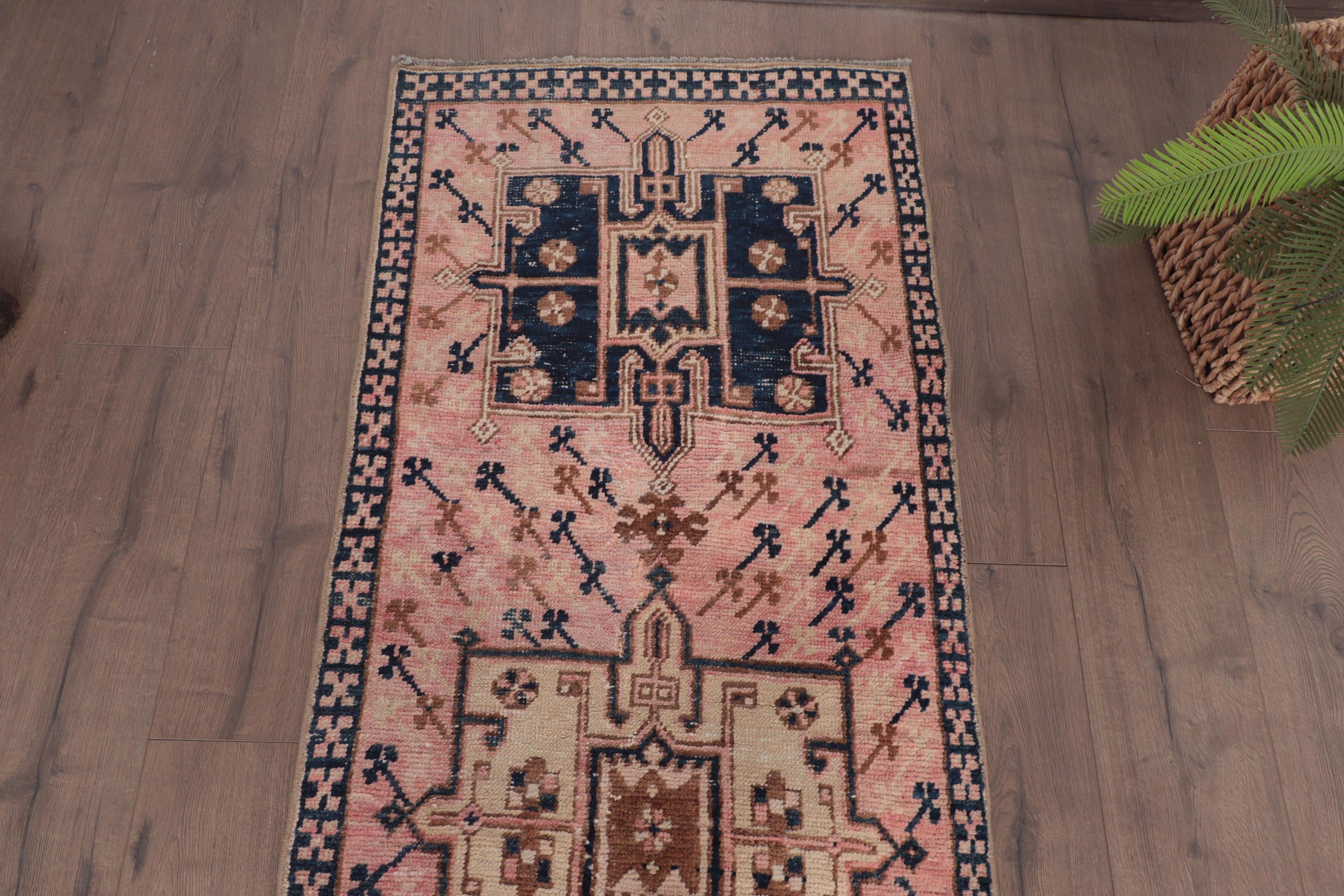 Türk Halıları, Yatak Odası Halıları, Pembe Yer Halısı, El Dokuma Halılar, Vintage Halılar, Vintage Yolluk Halısı, Uzun Yolluk Halıları, 2.3x10 ft Yolluk Halısı