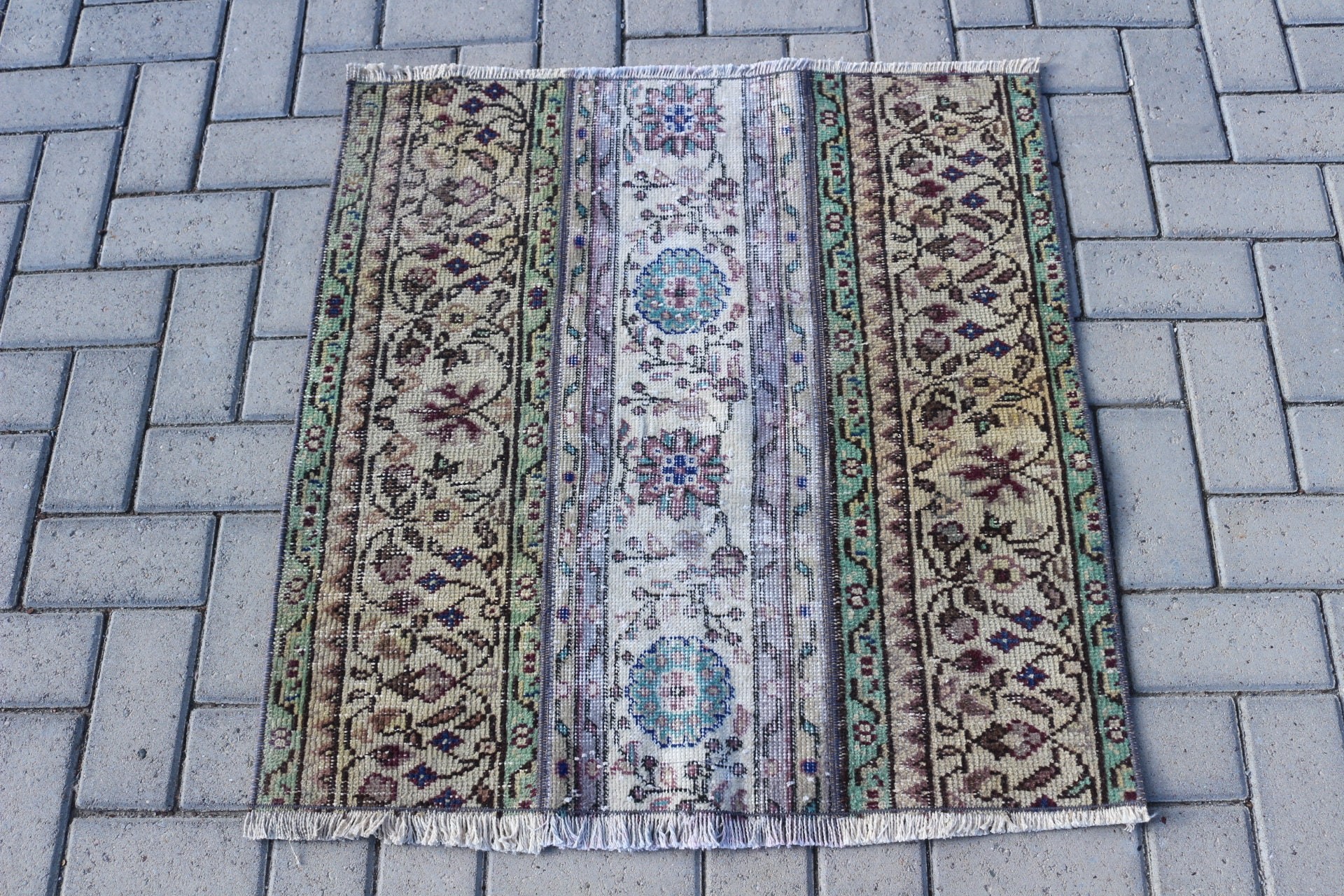 Kitchen Rug, Vintage Rug, 2.7x2.8 ft Small Rug, Green Moroccan Rugs, Oriental Rug, Rugs for Wall Hanging, Turkish Rug, Bathroom Rug