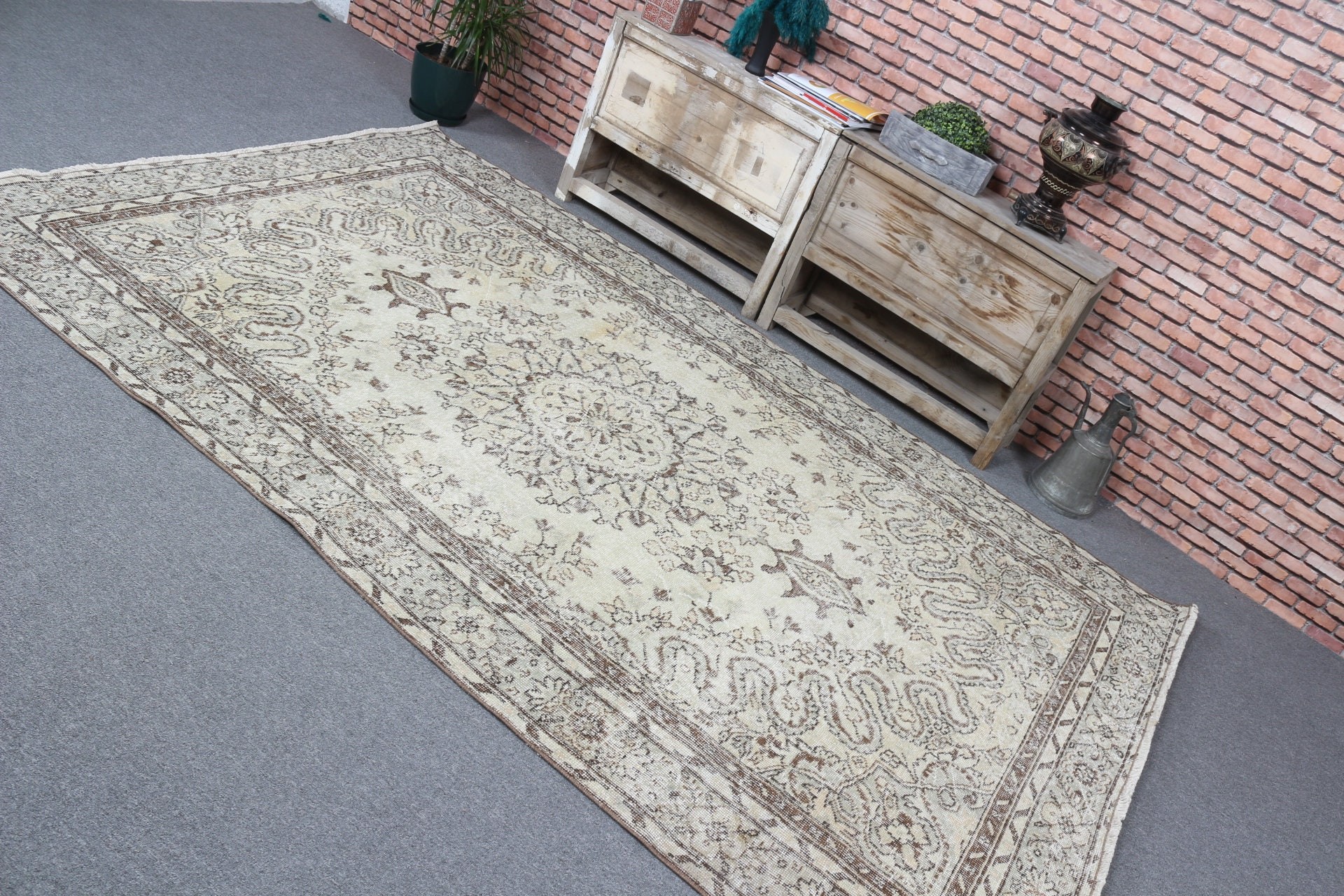 Aztec Rug, 5.6x9 ft Large Rug, Oriental Rug, Turkish Rug, Bedroom Rugs, Beige Bedroom Rug, Living Room Rug, Vintage Rugs, Dining Room Rugs