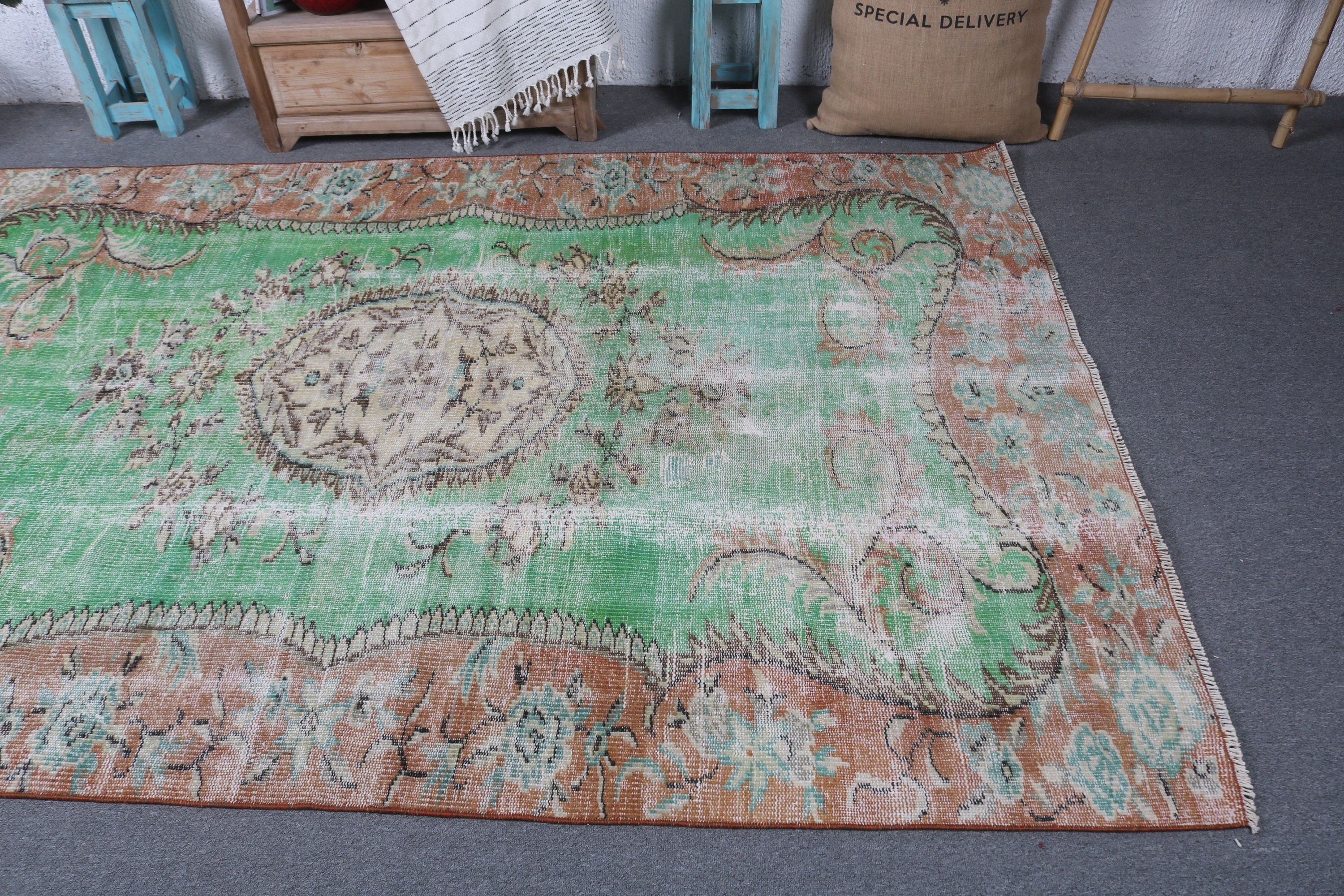 Green Modern Rug, Oriental Rug, Dining Room Rugs, Salon Rugs, Turkish Rug, Vintage Decor Rugs, 5.3x8 ft Large Rug, Vintage Rug, Antique Rug