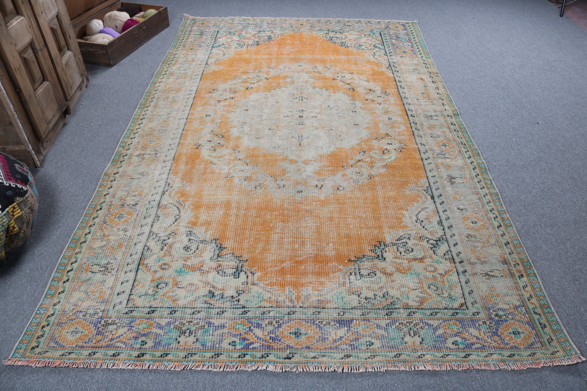 Havalı Halılar, Türk Halıları, Yemek Odası Halısı, Vintage Halılar, Ofis Halısı, Turuncu Oushak Halısı, Yün Halılar, Büyük Vintage Halılar, 5,8x9,4 ft Büyük Halı