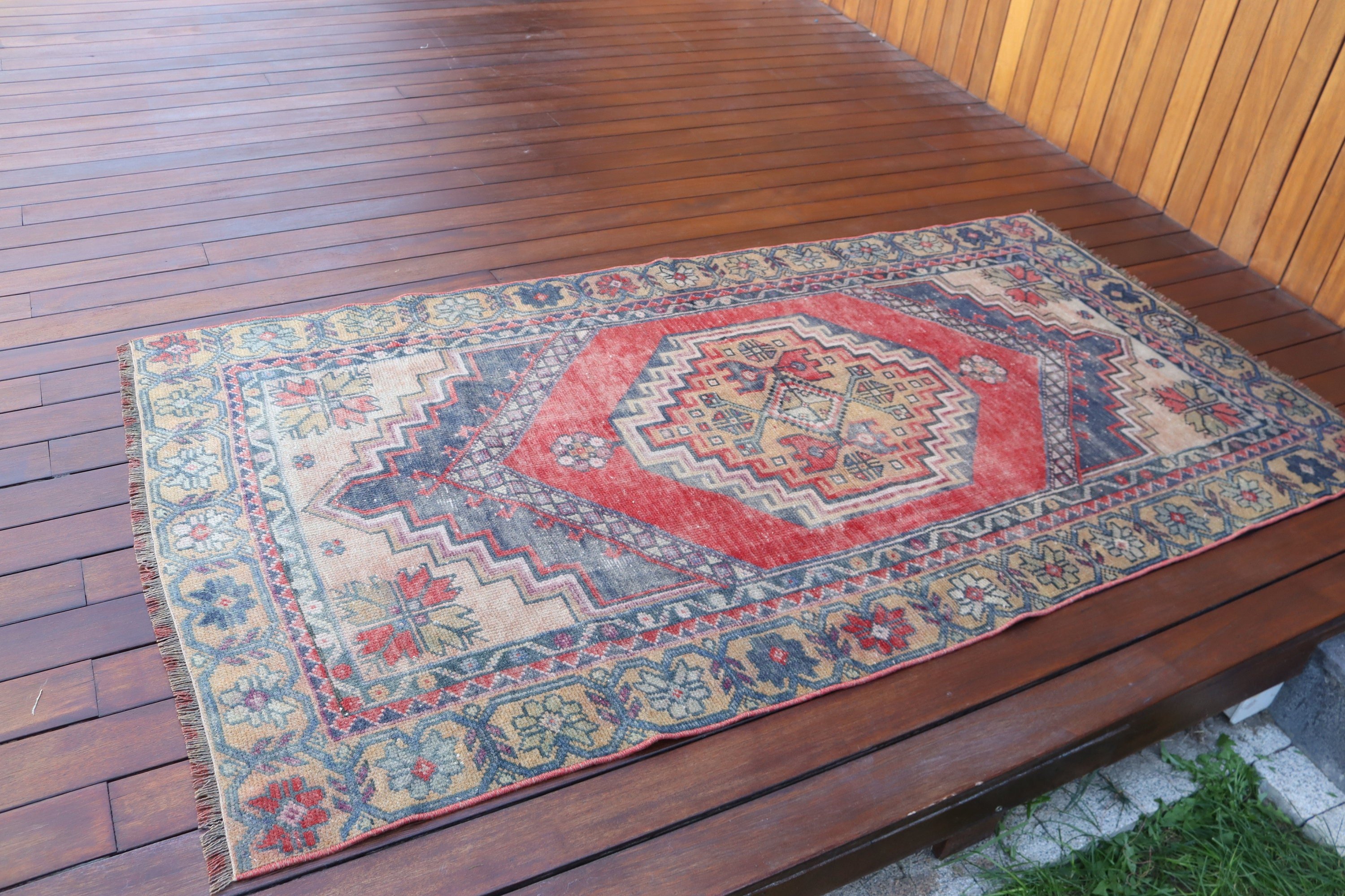 Mavi Havalı Halılar, Giriş Halıları, Etnik Halı, Mutfak Halıları, Türk Halıları, Vintage Halı, Dekoratif Halılar, Oryantal Halılar, 3,5x6,4 ft Vurgulu Halılar