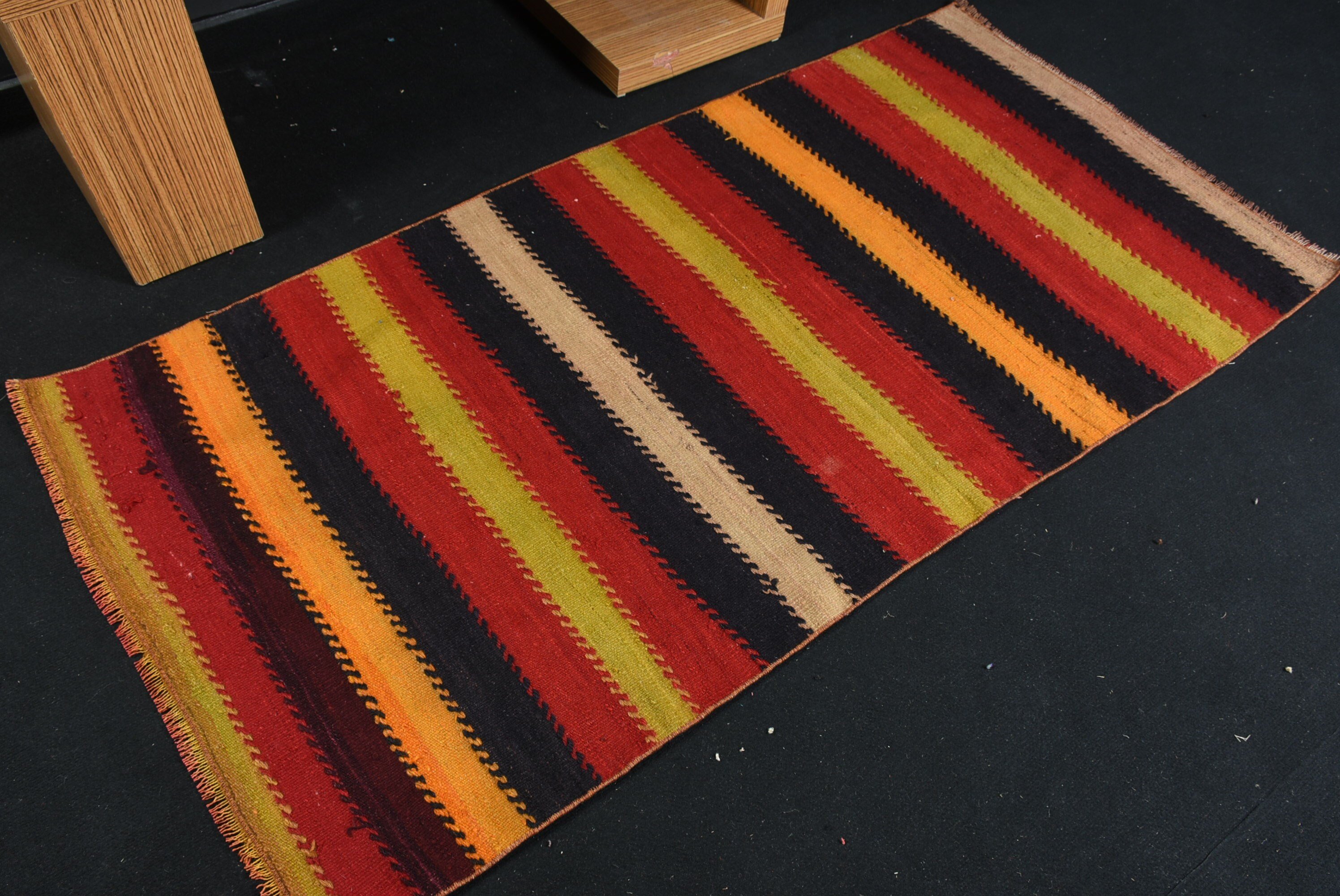 Yer Halısı, Kapı Paspası Halısı, Banyo Halısı, Kırmızı Soğuk Halı, 3x4.1 ft Küçük Halı, Kilim, Yatak Odası Halıları, Vintage Halılar, Türk Halısı, Antika Halılar