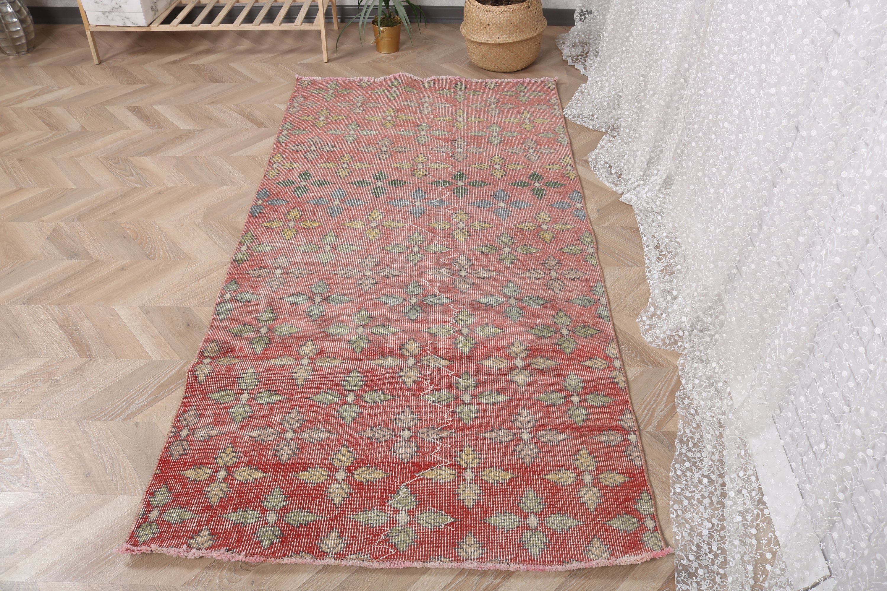 Turkish Rug, Floor Rug, Vintage Rug, Boho Rug, Vintage Accent Rug, 3.4x6.7 ft Accent Rug, Anatolian Rugs, Rugs for Bedroom, Red Bedroom Rug