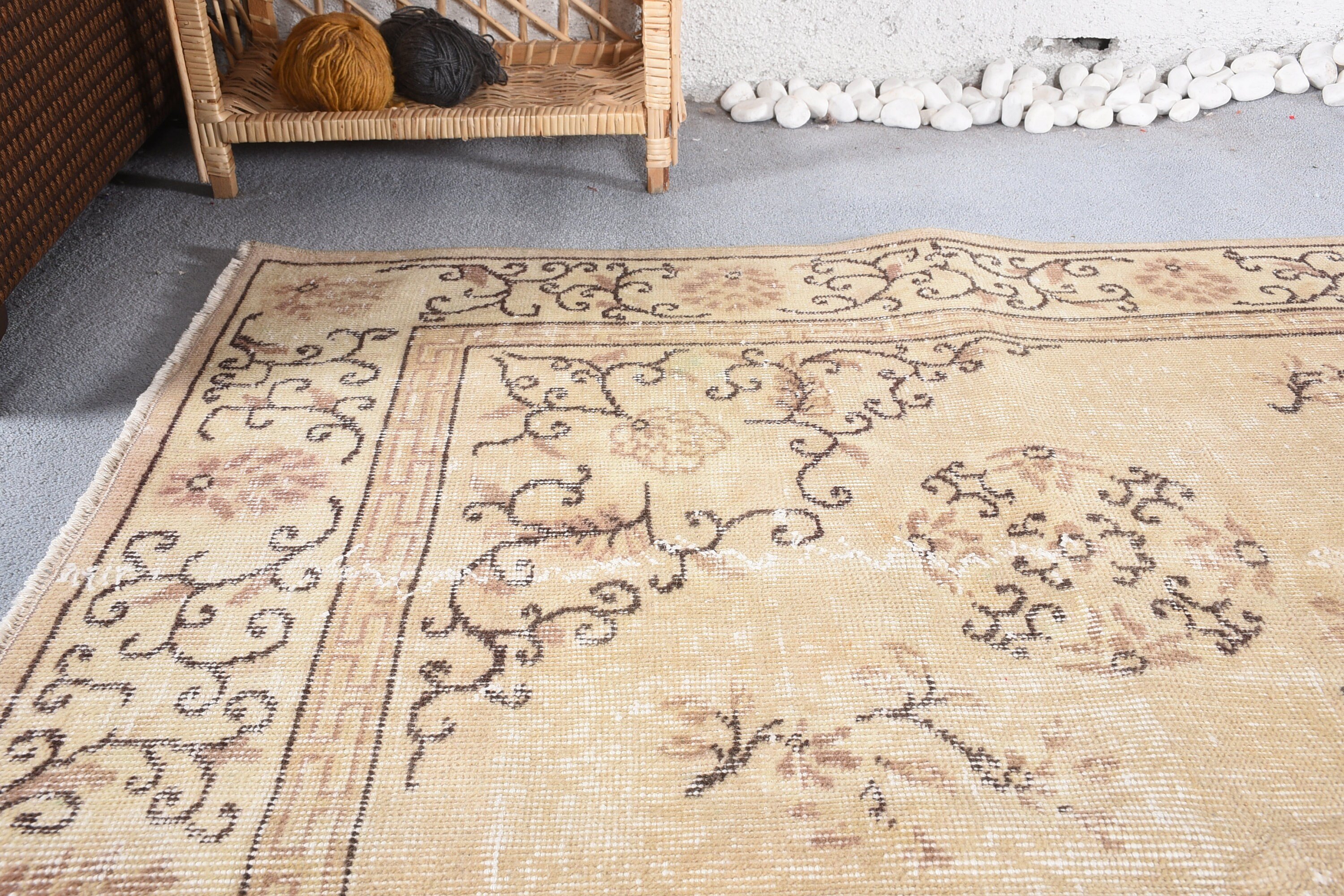 White Oriental Rug, Moroccan Rugs, Salon Rug, Pastel Rug, Bedroom Rug, 5.2x8.7 ft Large Rug, Vintage Rug, Turkish Rug, Living Room Rugs