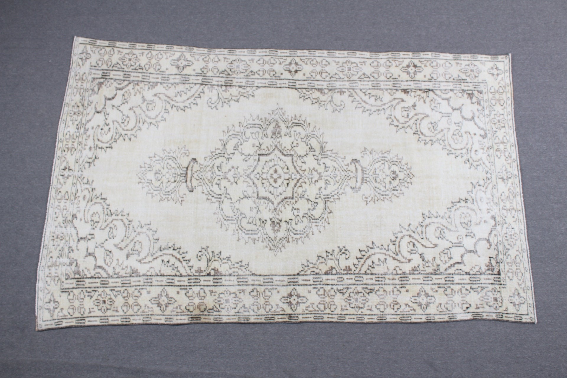 Vintage Halı, Yer Halıları, 5.5x8.7 ft Büyük Halı, Yün Halı, Yemek Odası Halısı, Salon Halıları, Bej Ev Dekor Halısı, Türk Halısı, Ev Dekor Halısı