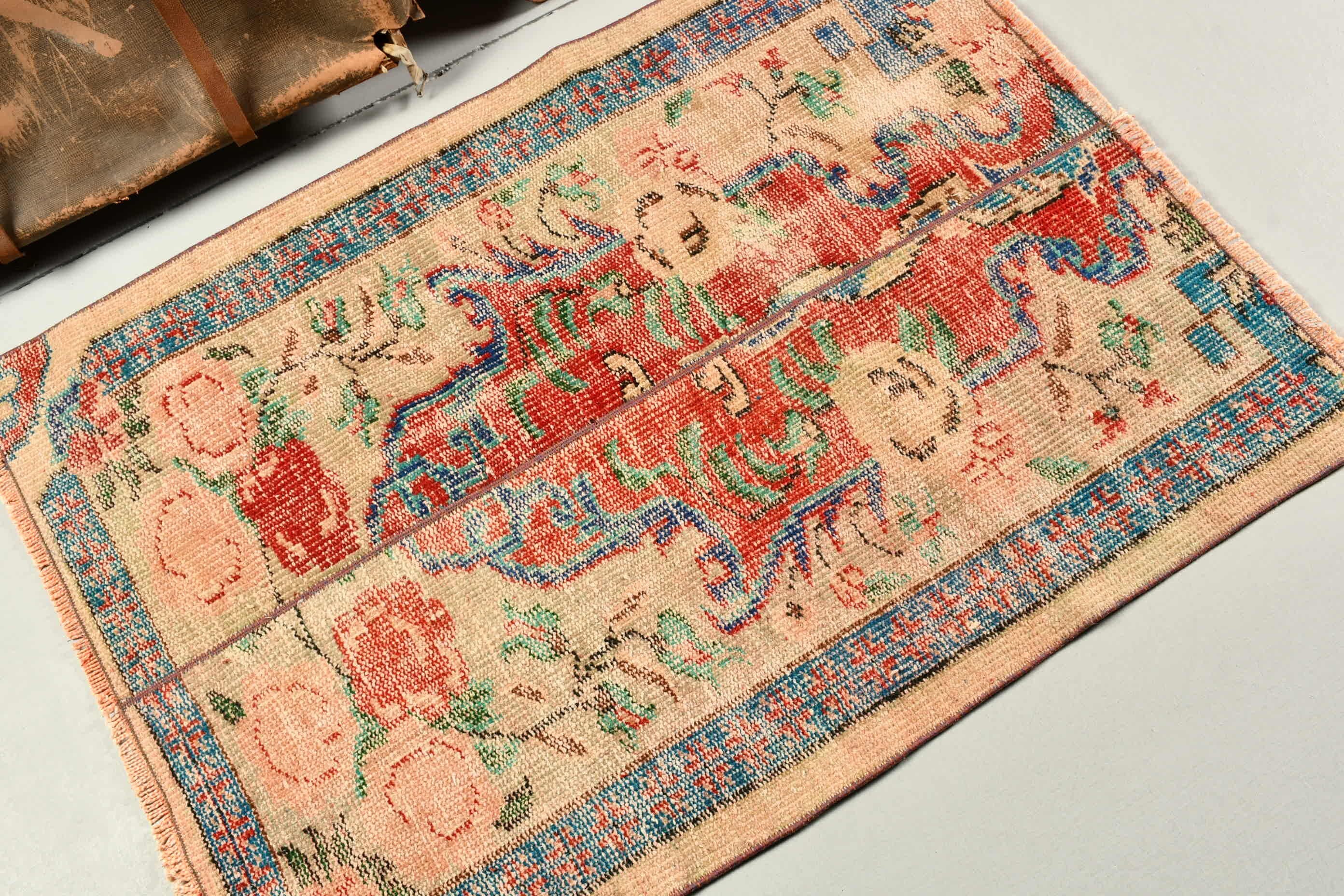 Retro Rug, Bathroom Rug, Red Antique Rug, Wall Hanging Rug, 2.9x4 ft Small Rugs, Oushak Rugs, Vintage Rug, Turkish Rugs, Home Decor Rug