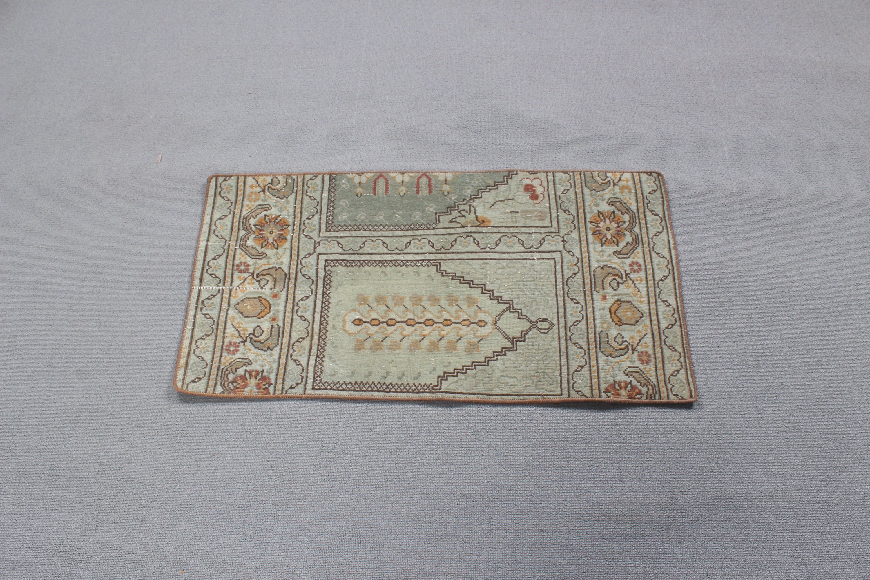 Banyo Halıları, Yatak Odası Halıları, Yeşil Oushak Halı, Küçük Alan Halıları, Türk Halısı, Fas Halısı, Oushak Halısı, Vintage Halı, 1.4x2.7 ft Küçük Halı