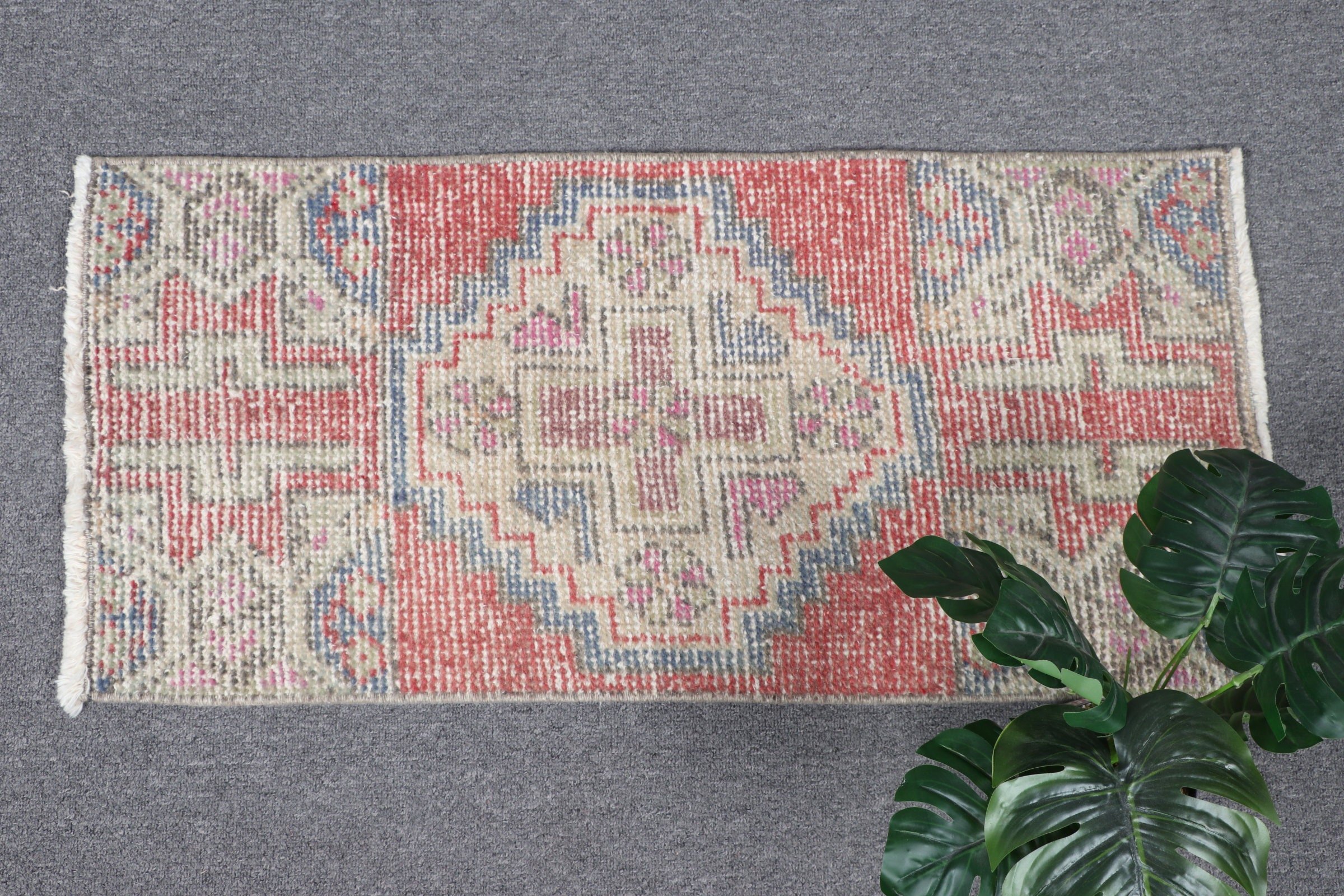 Moroccan Rugs, Vintage Rug, Nursery Rug, Bedroom Rug, Turkish Rug, Red Cool Rug, Antique Rug, 1.4x2.9 ft Small Rug, Rugs for Nursery