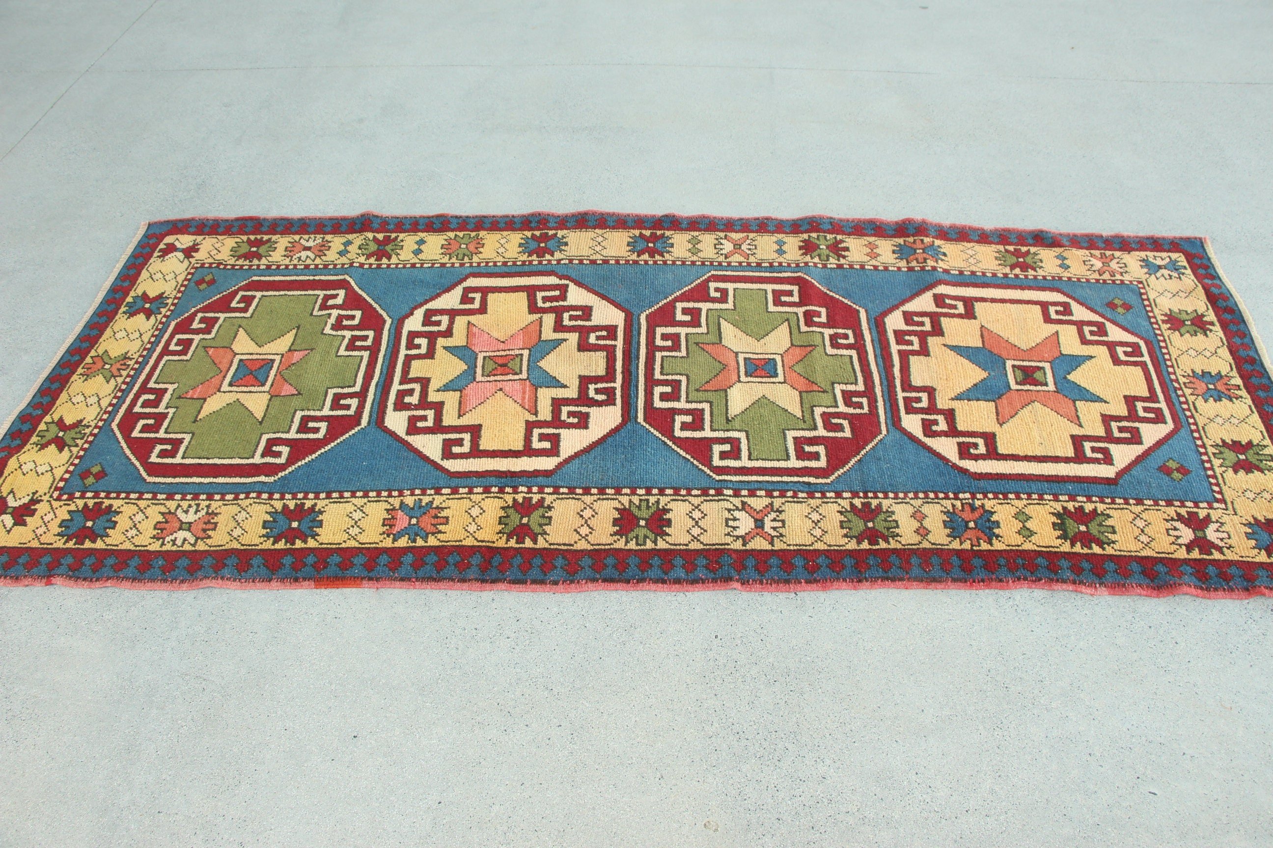 Dekoratif Halı, Türk Halıları, Mavi Zemin Halısı, Yatak Odası Halısı, Vintage Halı, Boho Vurgulu Halı, Egzotik Halı, 3.1x7.7 ft Accent Halı, Bildiri Halısı