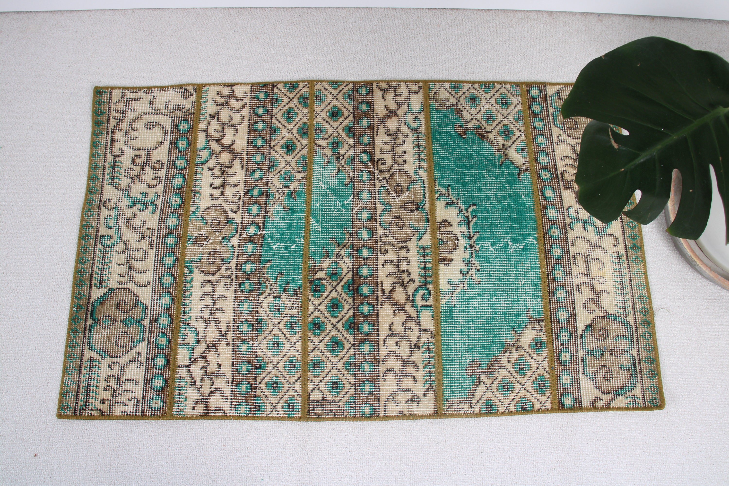 Green Moroccan Rug, Wall Hanging Rug, Oriental Rugs, Bedroom Rugs, Turkish Rug, Vintage Rugs, 2x3.2 ft Small Rugs, Car Mat Rug, Turkey Rugs