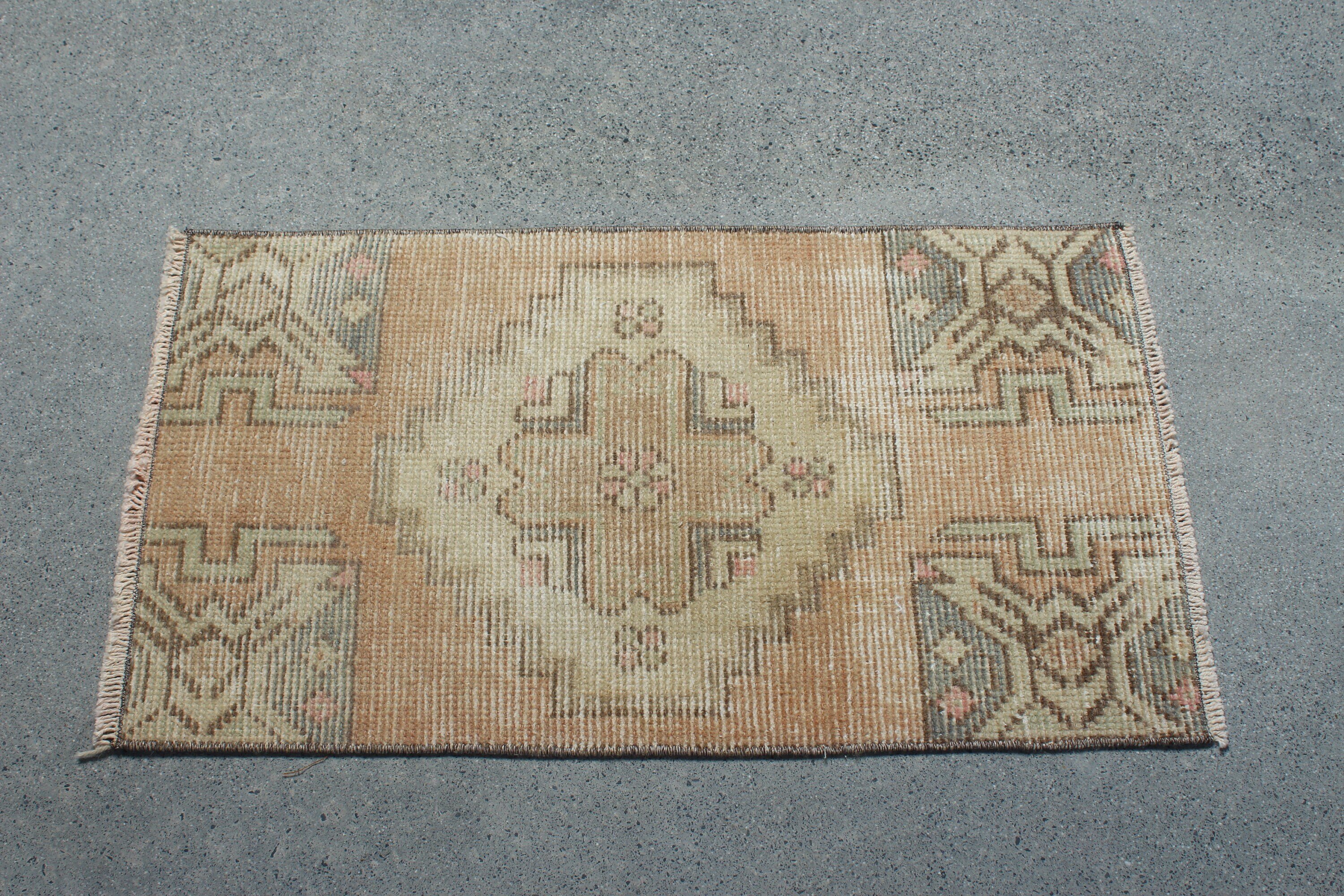 Araba Paspas Halısı, Mutfak Halıları, Turuncu Yün Halı, Vintage Halılar, Türk Halısı, Antika Halı, Banyo Halıları, Giriş Halısı, Eski Halı, 1.4x2.4 ft Küçük Halı