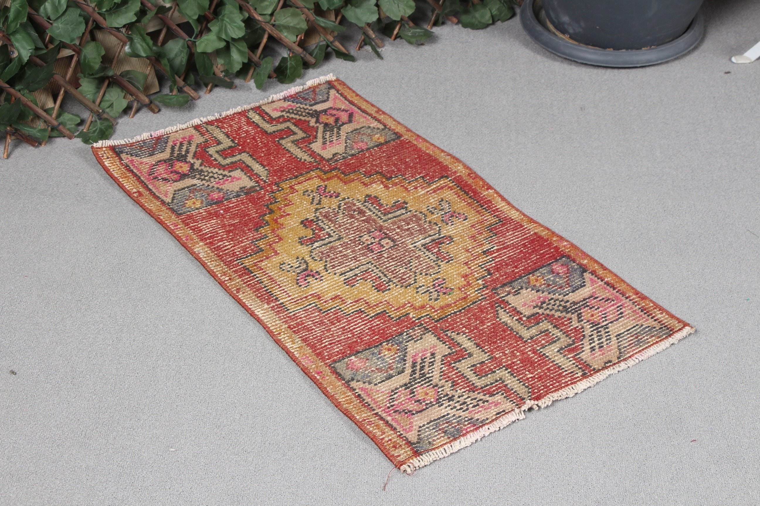 Anatolian Rug, Rugs for Car Mat, Vintage Rug, Bathroom Rugs, Cool Rugs, Red Floor Rug, 1.5x2.8 ft Small Rug, Turkish Rug, Car Mat Rugs