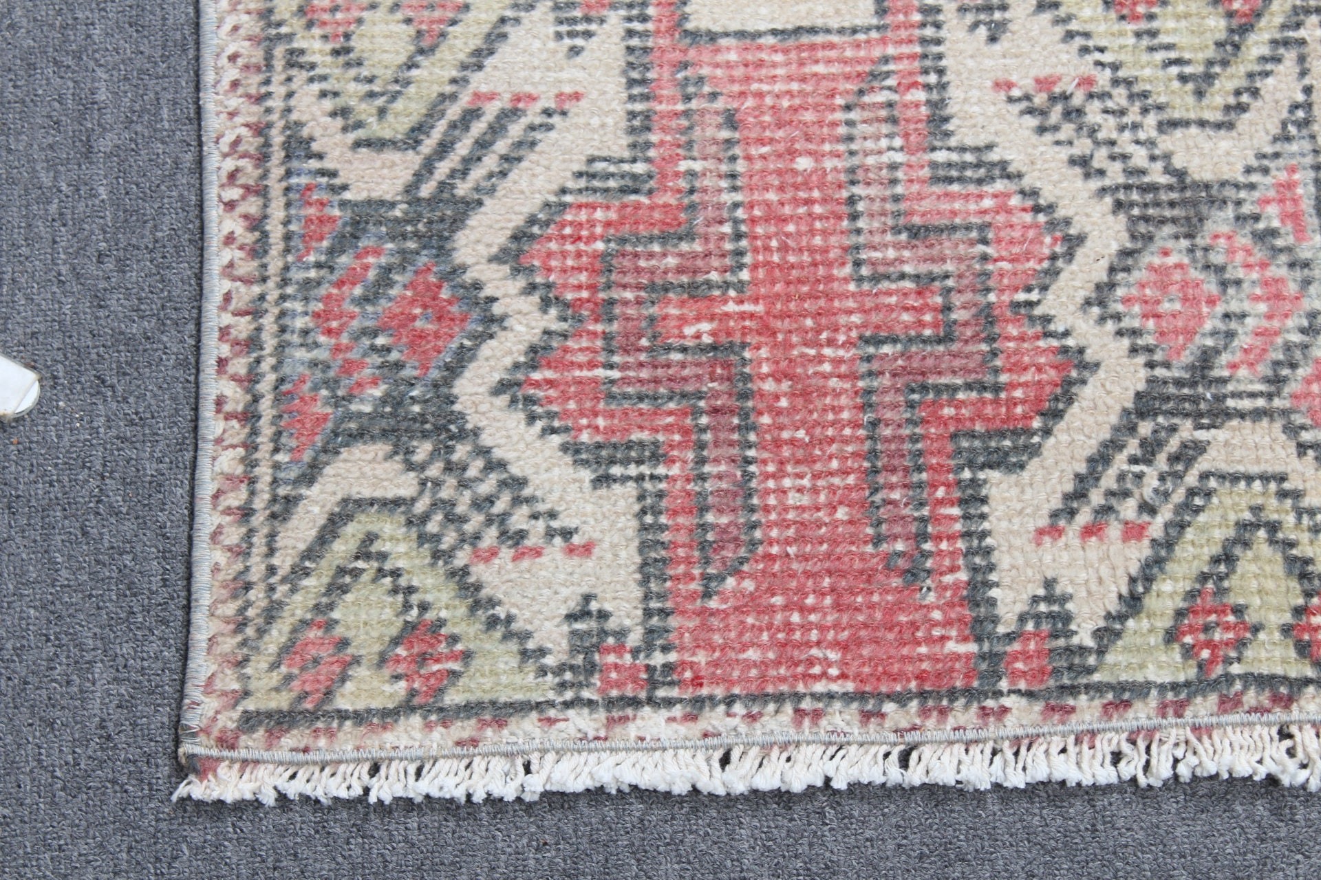 Red  1.6x3 ft Small Rug, Kitchen Rugs, Cool Rugs, Rugs for Bedroom, Turkish Rugs, Entryway Rug Rugs, Bedroom Rug, Vintage Rugs