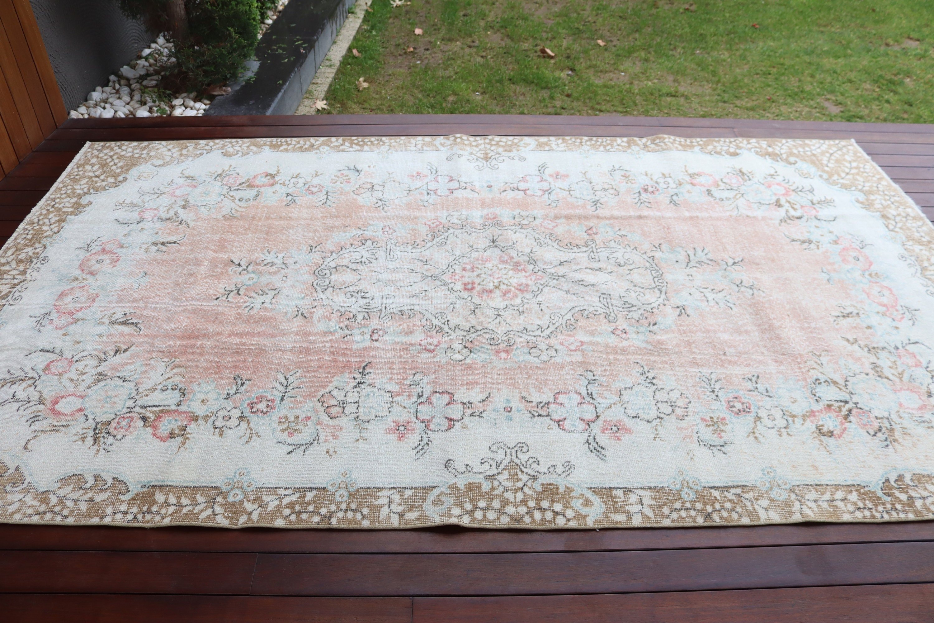 Kitchen Rug, Vintage Rugs, Beige Statement Rug, Bedroom Rug, Dining Room Rug, 5.6x9.7 ft Large Rugs, Large Oushak Rugs, Turkish Rug