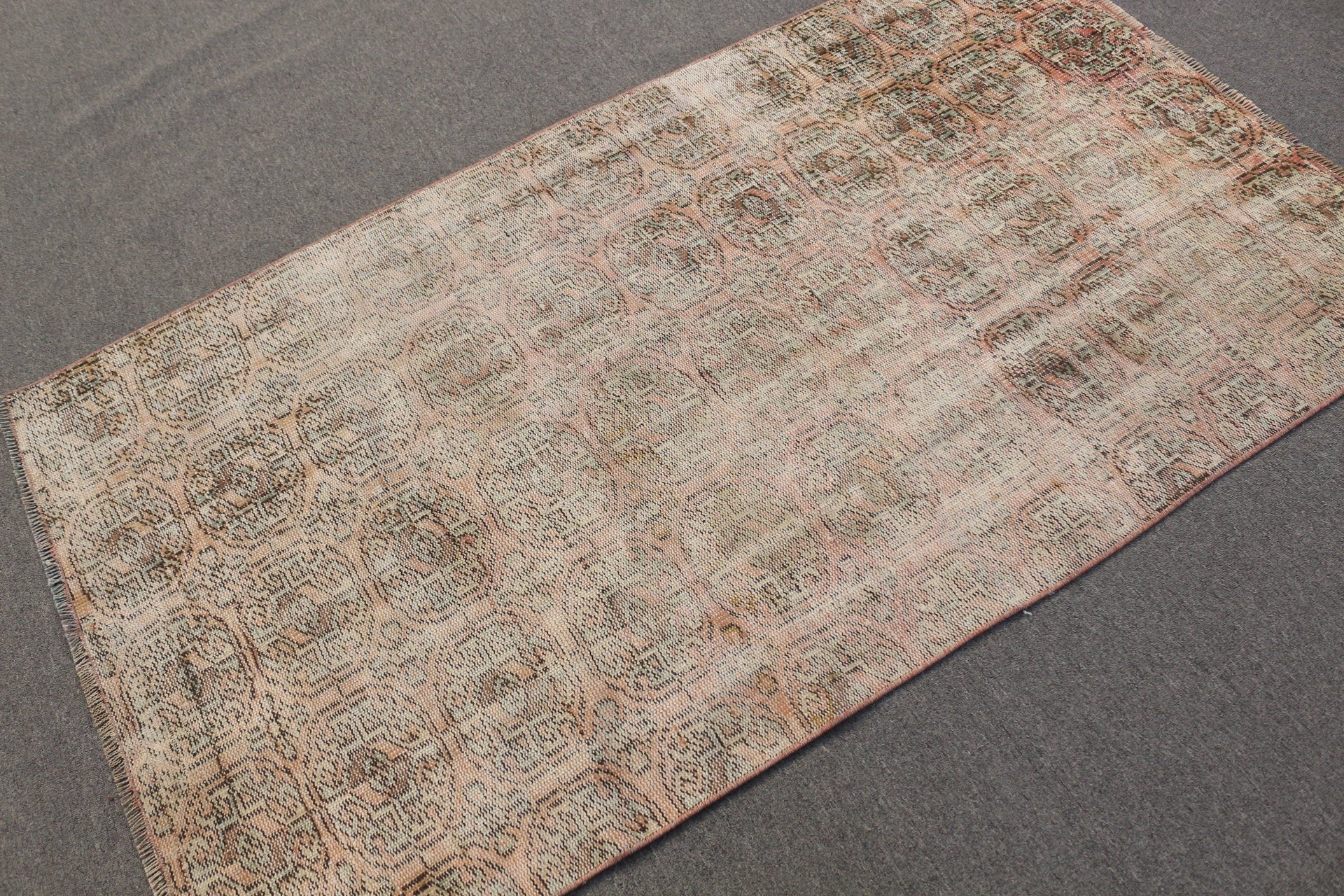 Ev Dekorasyonu Halıları, Çocuk Halıları, Pembe Anadolu Halıları, 3,6x6,2 ft Aksan Halısı, Türk Halısı, Oryantal Halı, Vintage Halılar, Göçebe Halıları, Giriş Halısı