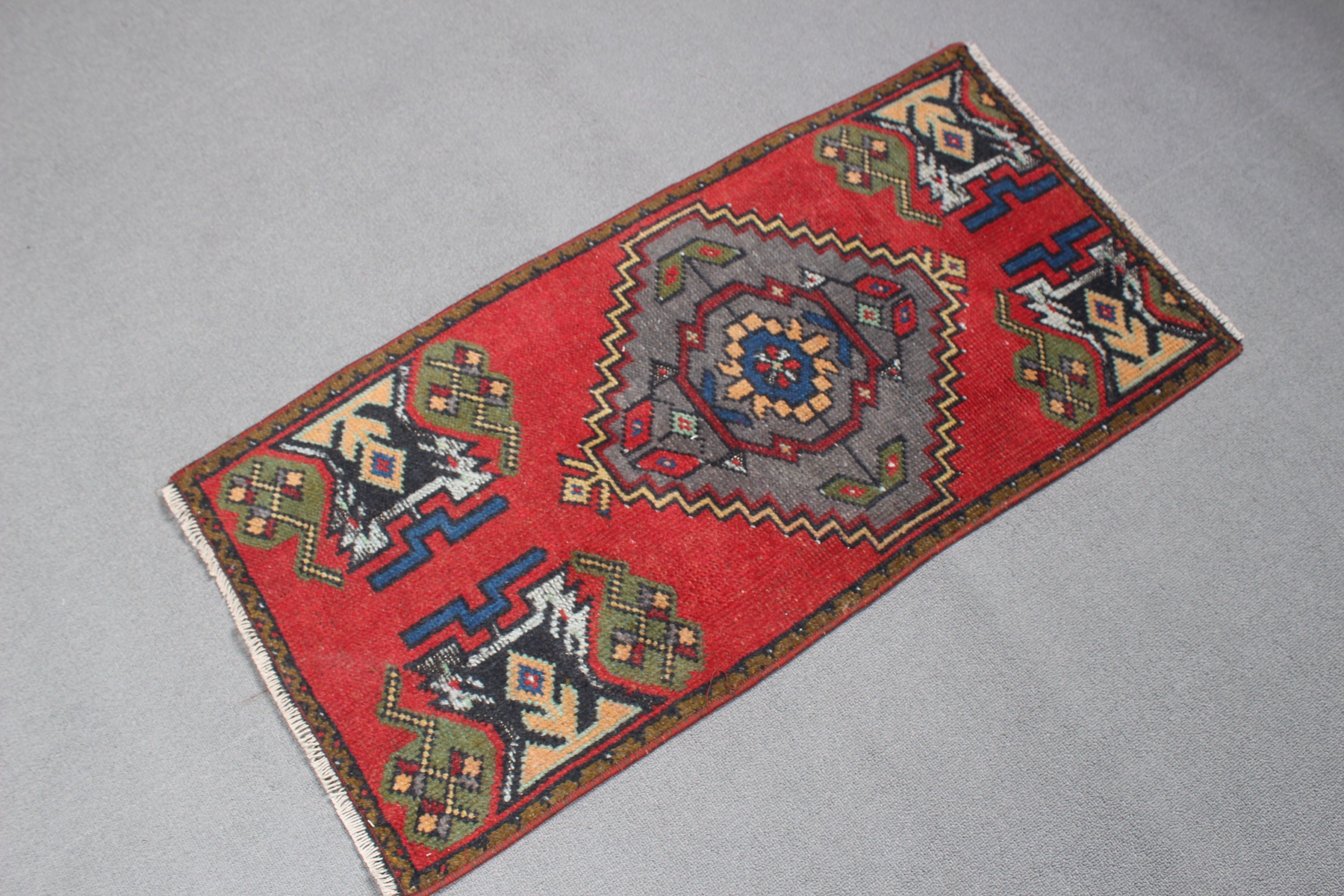 1.6x3.3 ft Küçük Halı, Organik Halı, Türk Halıları, Anadolu Halısı, Mutfak Halıları, Vintage Halılar, Banyo Halıları, Oryantal Halılar, Kırmızı El Dokuma Halı