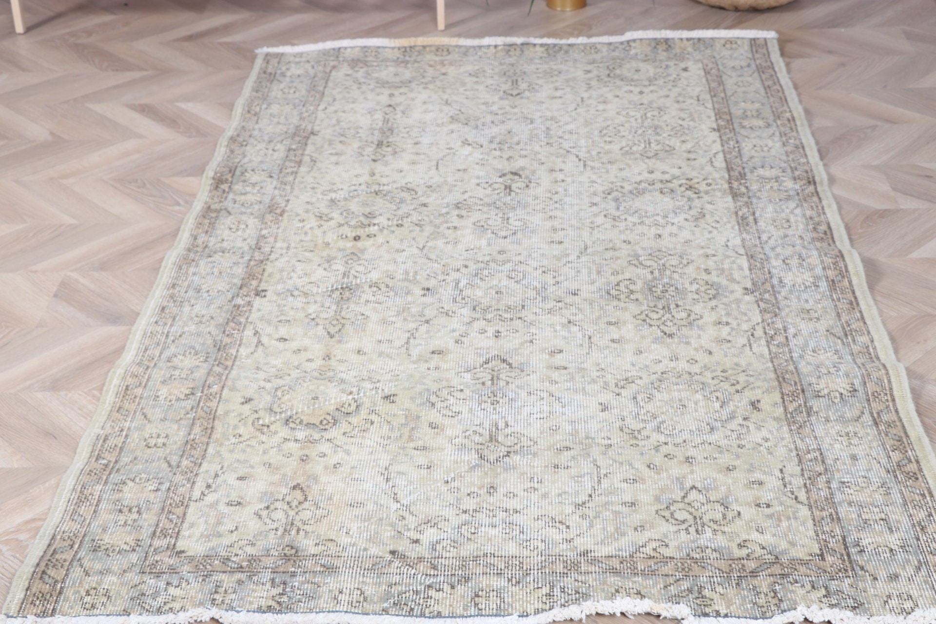 Türk Halıları, Vintage Halılar, 3.9x6.4 ft Alan Halısı, Açıklama Halısı, Anadolu Halısı, Sarı Yatak Odası Halısı, İç Mekan Halısı, Yemek Odası Halıları