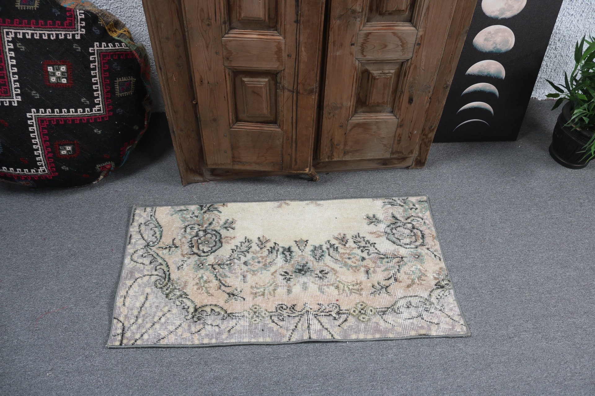 Nursery Rug, Rugs for Bath, Vintage Rugs, Floor Rugs, Bedroom Rug, Oriental Rug, Turkish Rug, Beige  1.6x3.3 ft Small Rugs