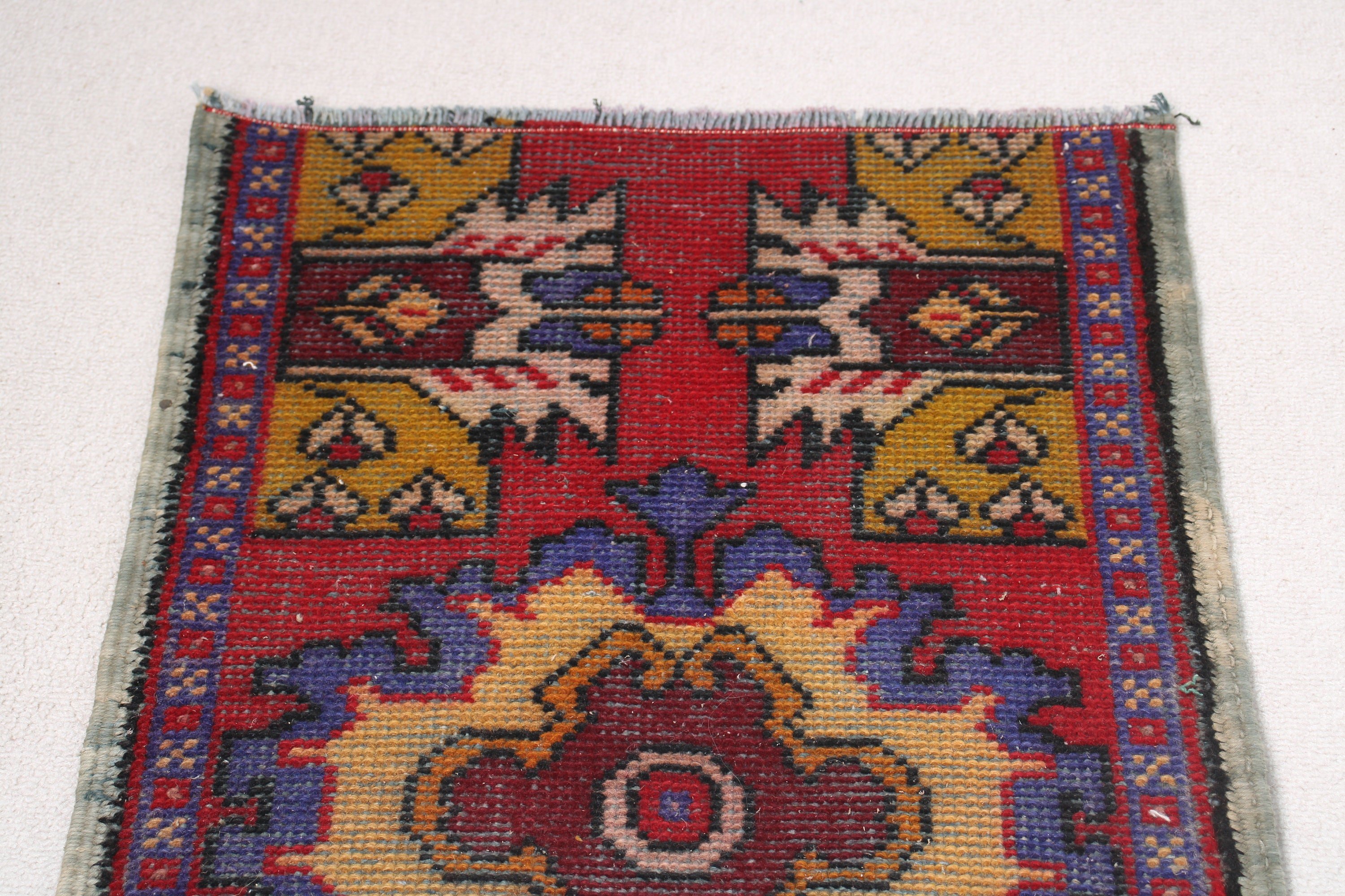 Bohem Halısı, 1.7x2.8 ft Küçük Halılar, Vintage Halı, Mutfak Halısı, Türk Halısı, Oushak Halıları, Kırmızı Anadolu Halıları, Kapı Paspas Halısı, Duvar Asılı Halı