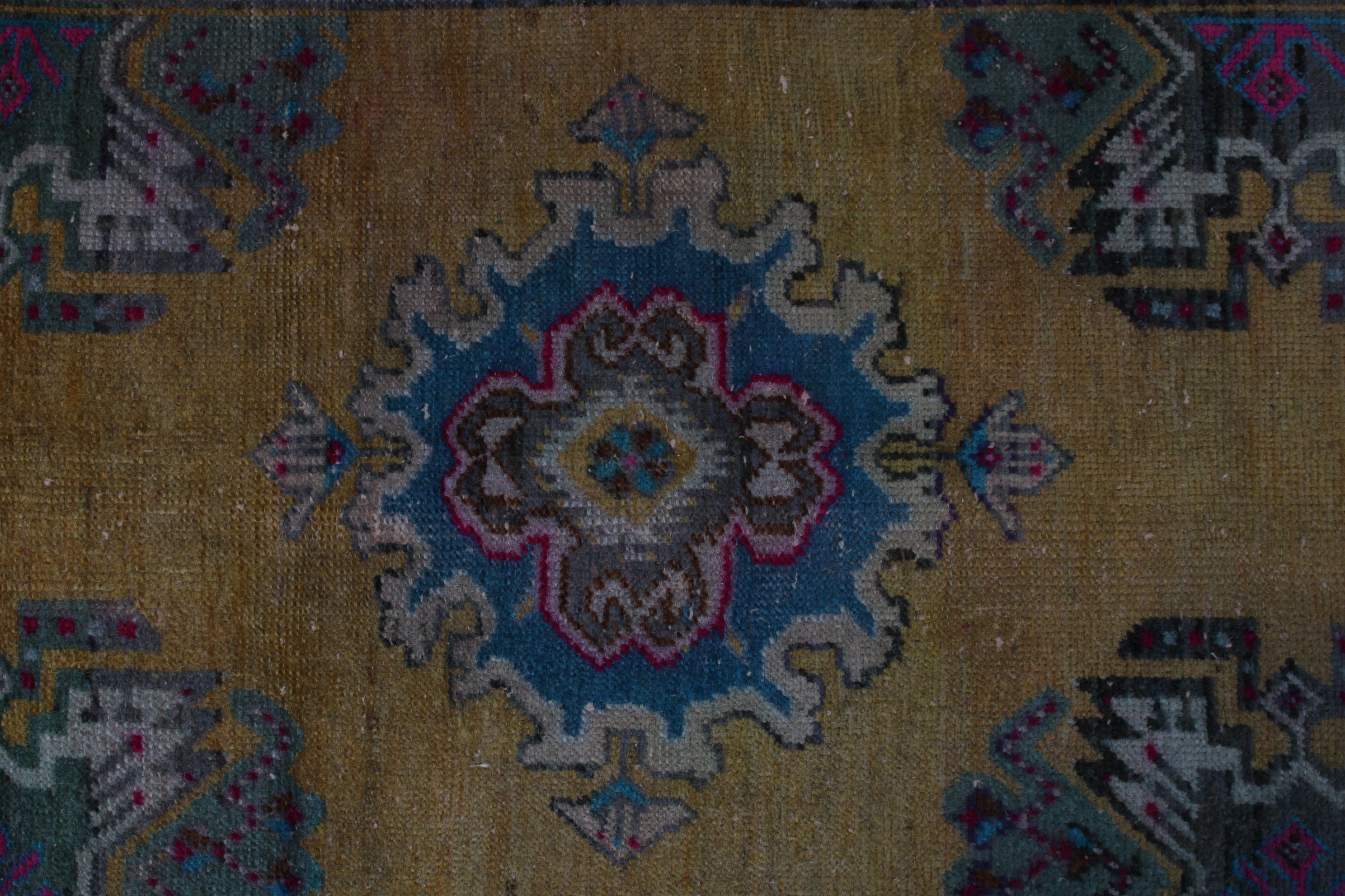 Vintage Halılar, 1.6x3.3 ft Küçük Halılar, Türk Halıları, Paspas Halıları, Açıklama Halıları, Banyo Halısı, Modern Halılar, Sarı Boho Halı, Düz Dokuma Halı