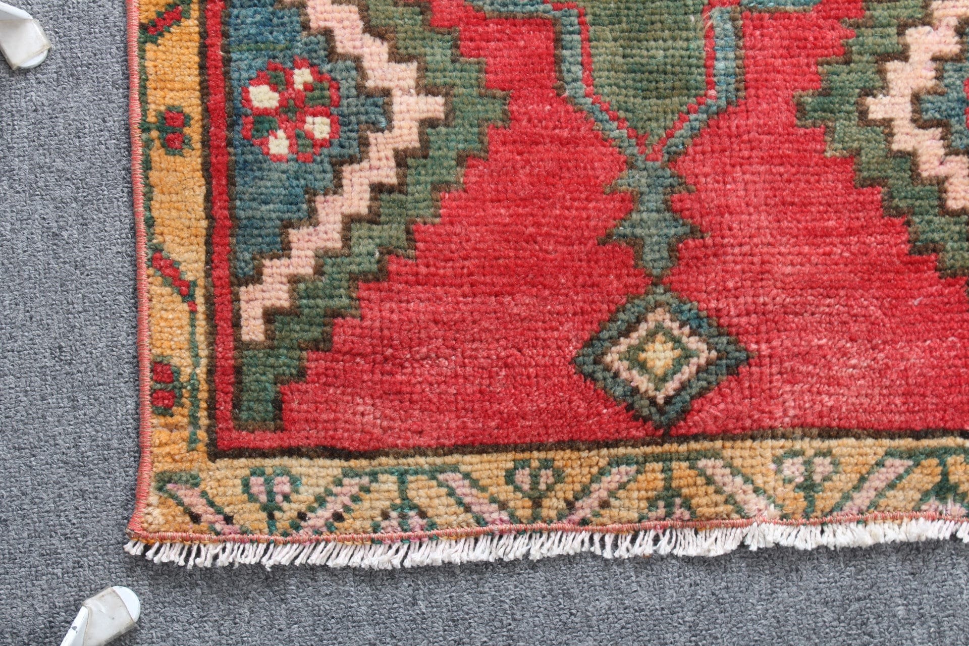 Banyo Halısı, Vintage Halılar, Yatak Odası Halısı, 1.6x3.2 ft Küçük Halı, Yün Halı, Türk Halısı, Çocuk Odası Halıları, Sanat Halısı, Giriş Halıları, Kırmızı Oushak Halı