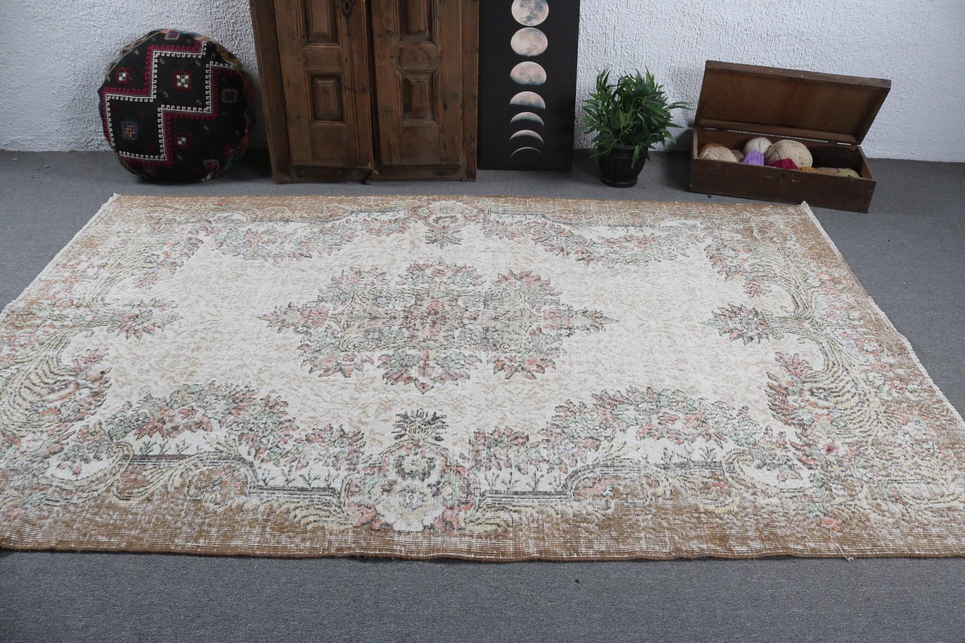 Salon Rug, Turkish Rugs, Large Oushak Rug, Beige Floor Rugs, Home Decor Rugs, Vintage Rugs, 6x9.3 ft Large Rugs, Modern Rug