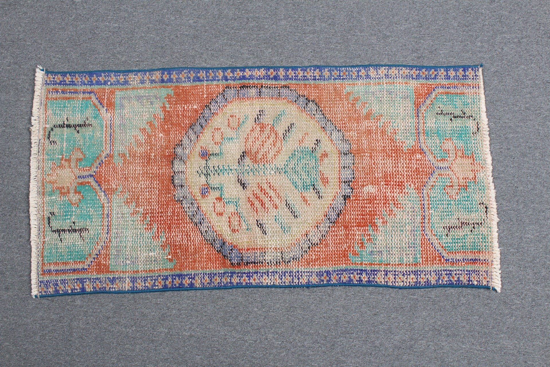 Giriş Halısı, Kırmızı 1.8x3.5 ft Küçük Halı, Türk Halısı, Giriş Halıları, Yer Halısı, Kapı Paspası Halıları, Vintage Halı, Oryantal Halılar