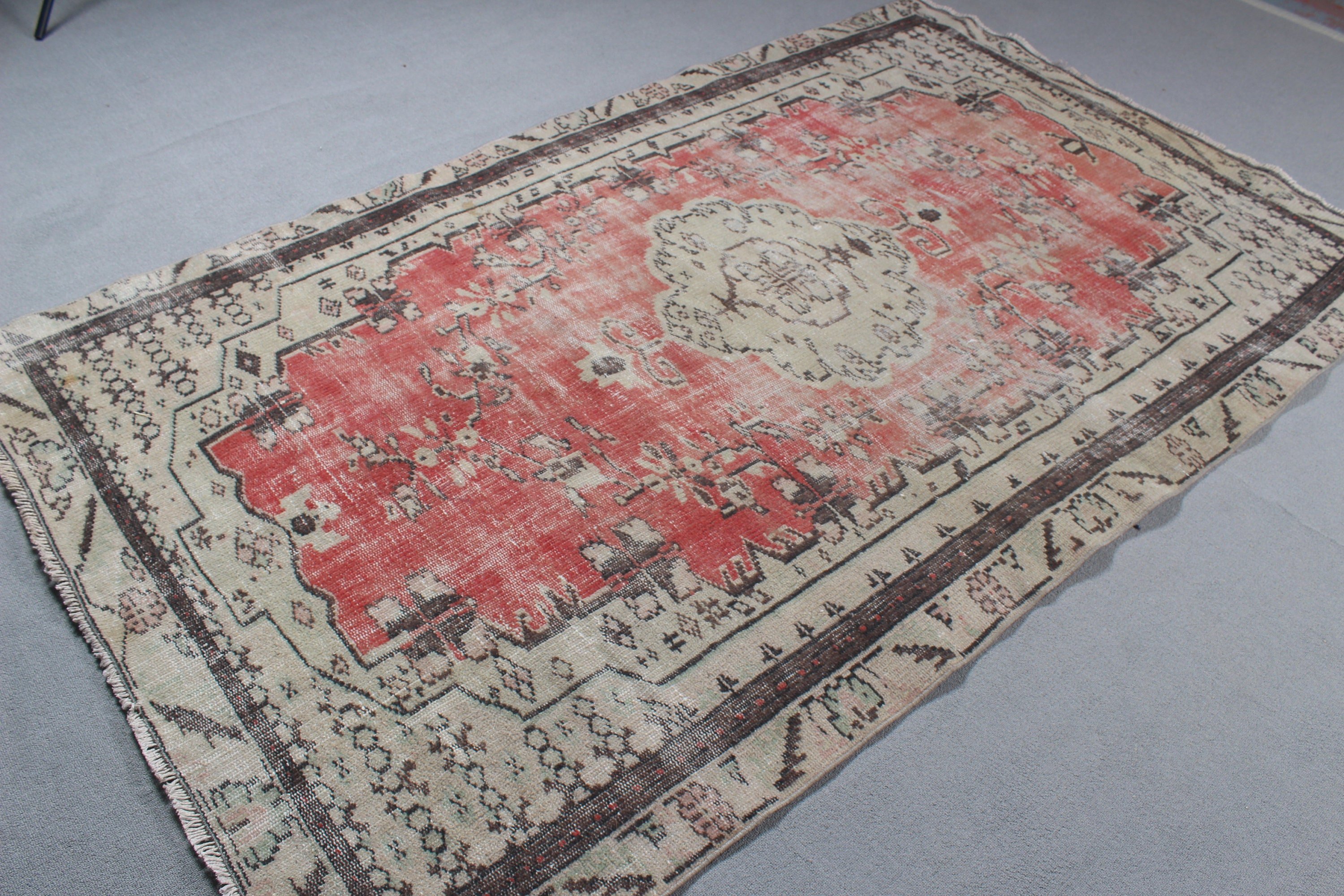 Vintage Rugs, Bedroom Rugs, Anatolian Rugs, Turkey Rugs, Floor Rugs, Red Oriental Rug, Living Room Rugs, Turkish Rugs, 5.2x8.5 ft Large Rug