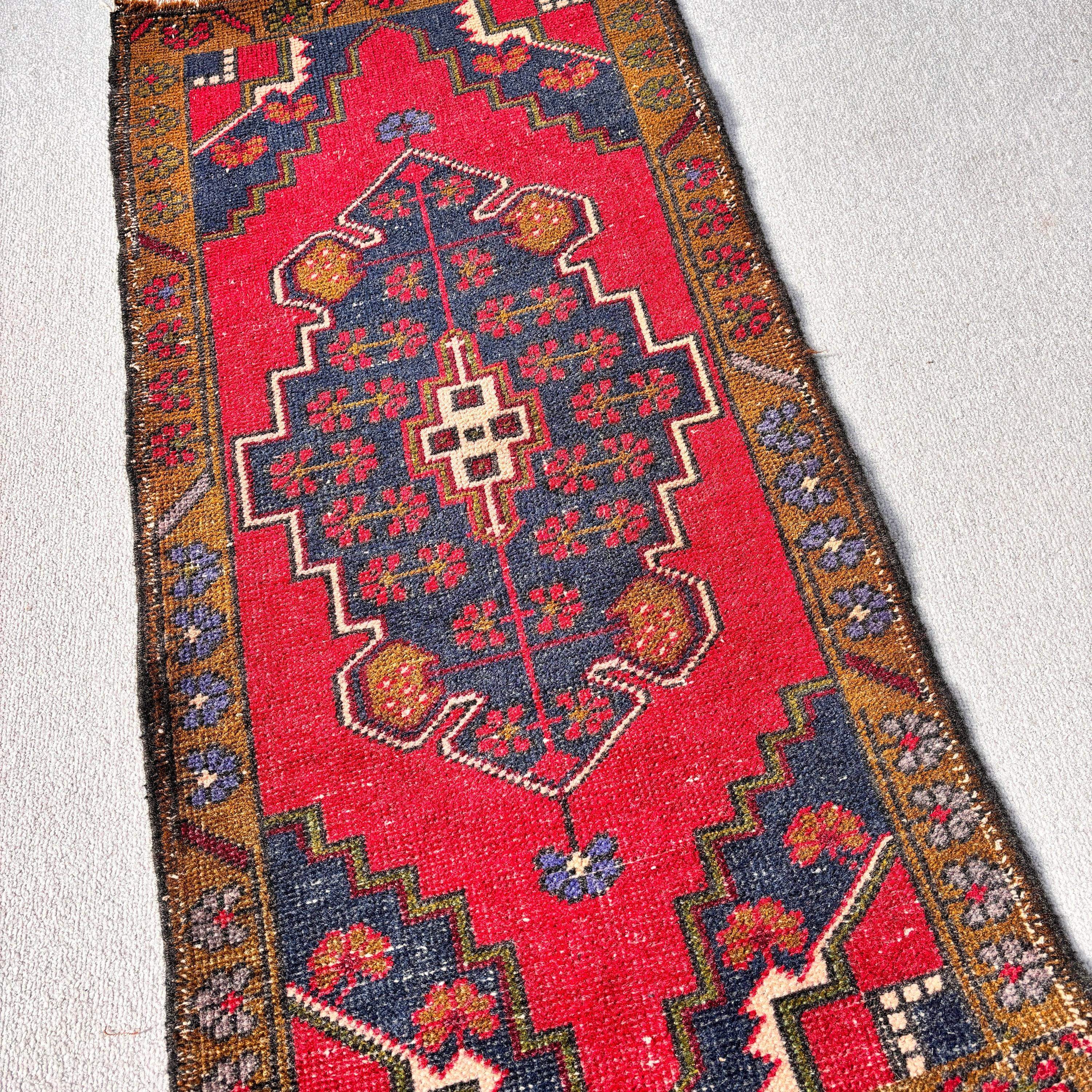 Turkish Rug, Small Boho Rugs, Bath Mat Cute Rug, 1.7x3.4 ft Small Rug, Vintage Rug, Cool Rugs, Entry Rugs, Moroccan Rug, Red Oushak Rug