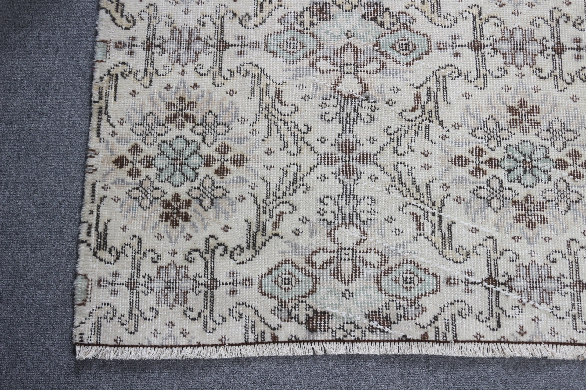 Anatolian Rug, Vintage Rugs, Pastel Rug, Indoor Rug, Rugs for Living Room, 4x6.9 ft Area Rugs, Beige Floor Rug, Wool Rug, Turkish Rug