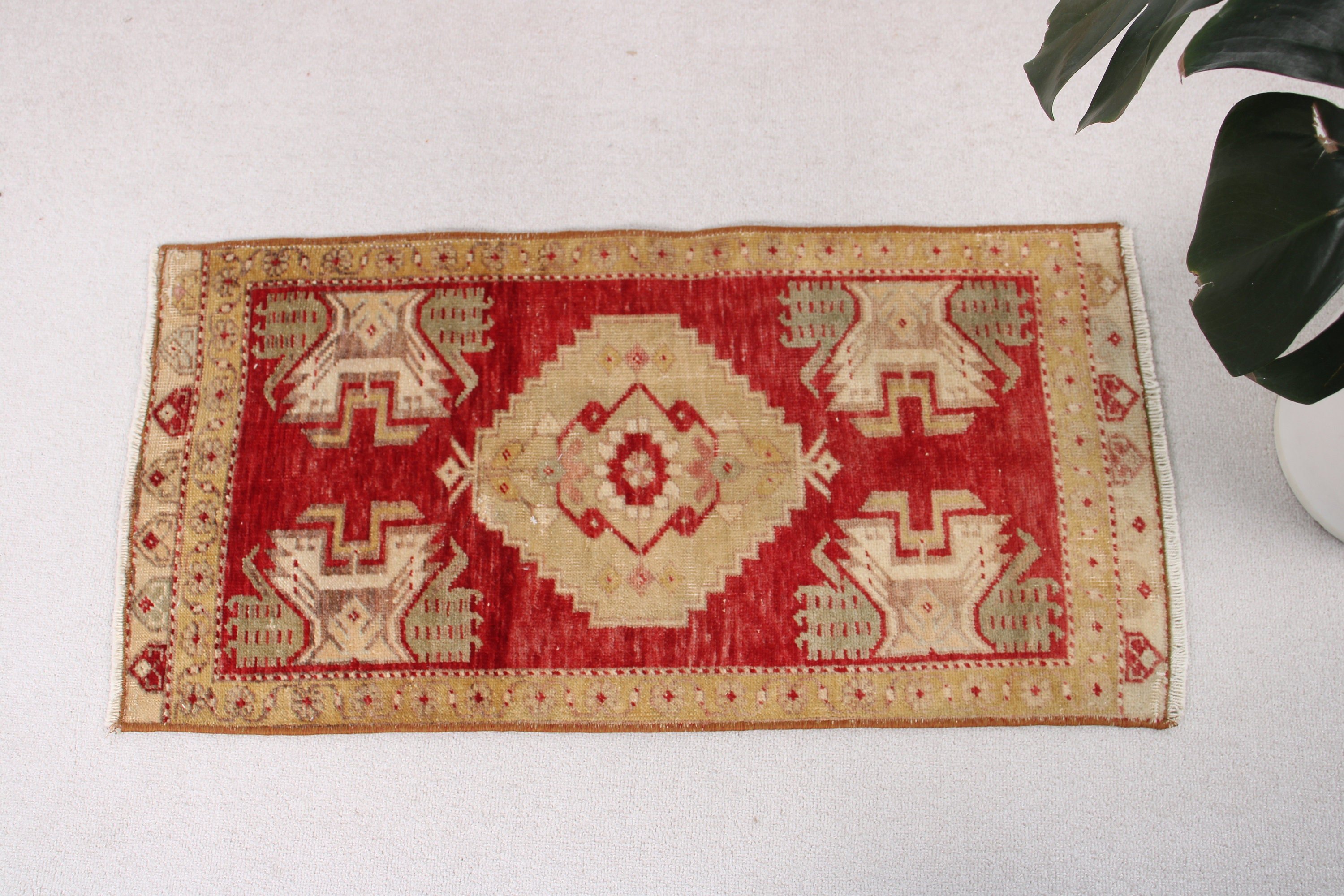 Vintage Halılar, Banyo Halıları, Ev Dekorasyonu Halıları, 1.5x3.1 ft Küçük Halı, Türk Halısı, Mutfak Halıları, Nötr Halı, Bej Antika Halı, Geleneksel Halılar