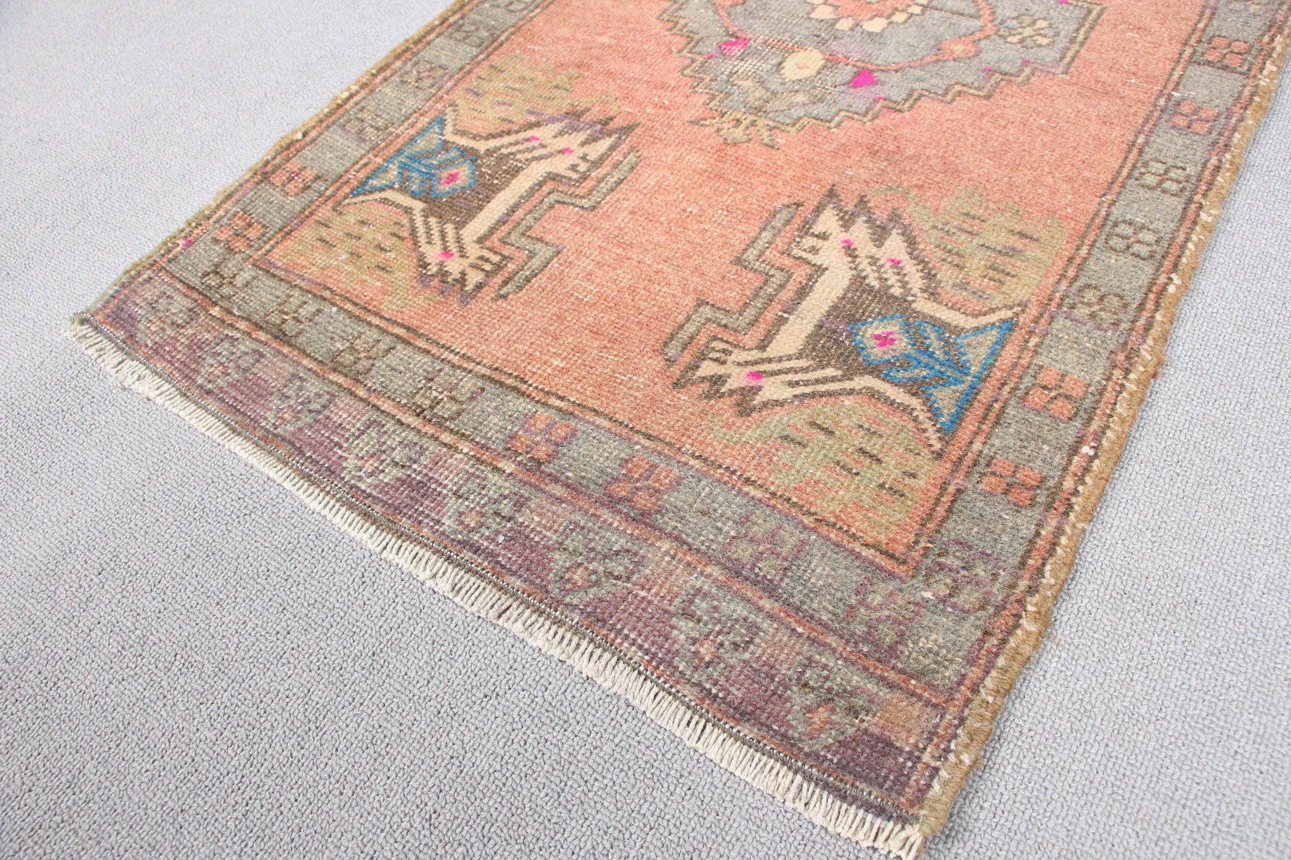 Vintage Halı, 1.7x3.3 ft Küçük Halı, Kahverengi Oushak Halı, Otantik Halı, Türk Halısı, Yatak Odası Halıları, Havalı Halılar, Banyo Halısı, Oryantal Halı