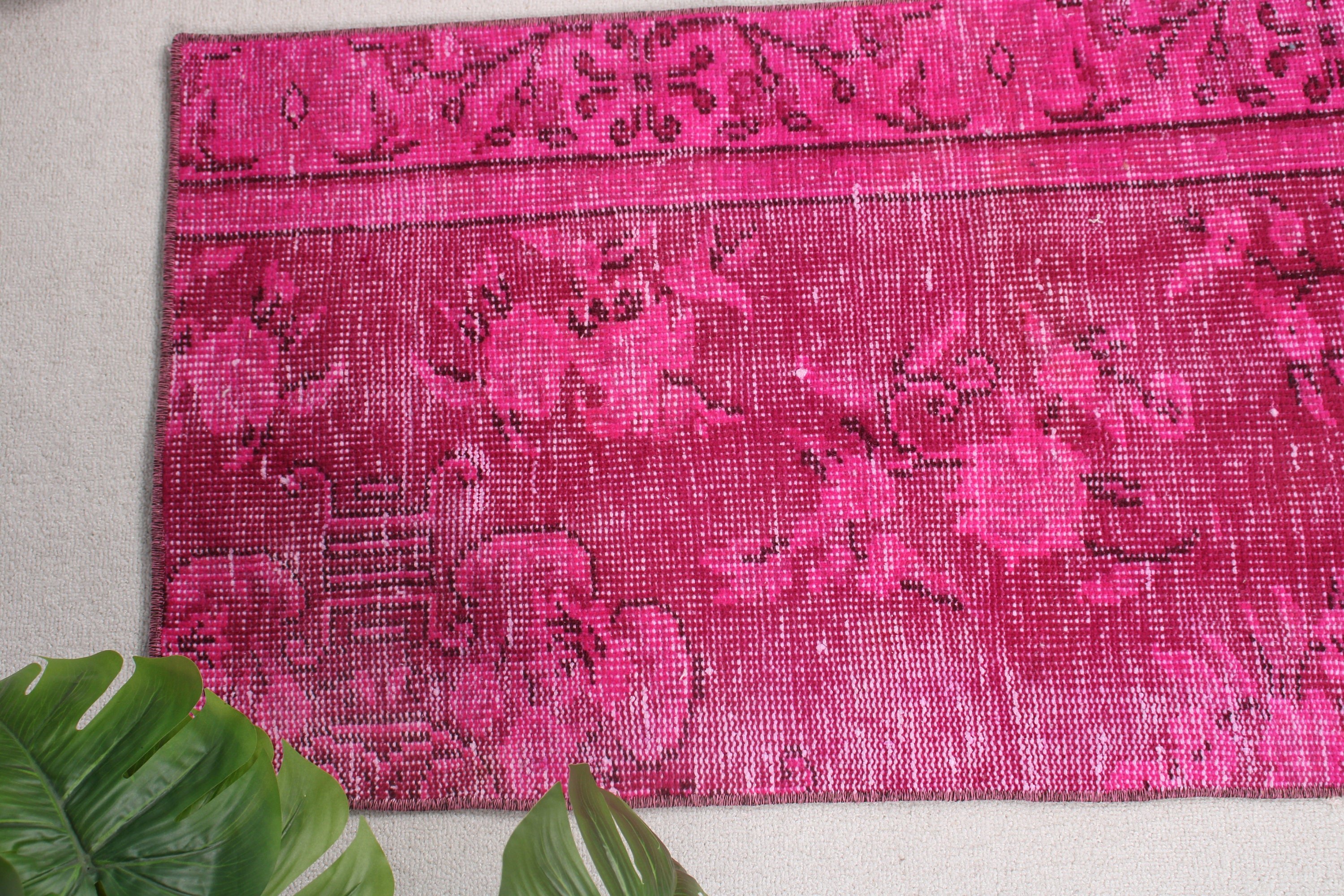 Vintage Halı, Mutfak Halısı, Fas Halısı, Türk Halıları, Banyo Halısı, Küçük Alan Halıları, Pembe Geometrik Halı, 1.9x4 ft Küçük Halılar, Lüks Halılar