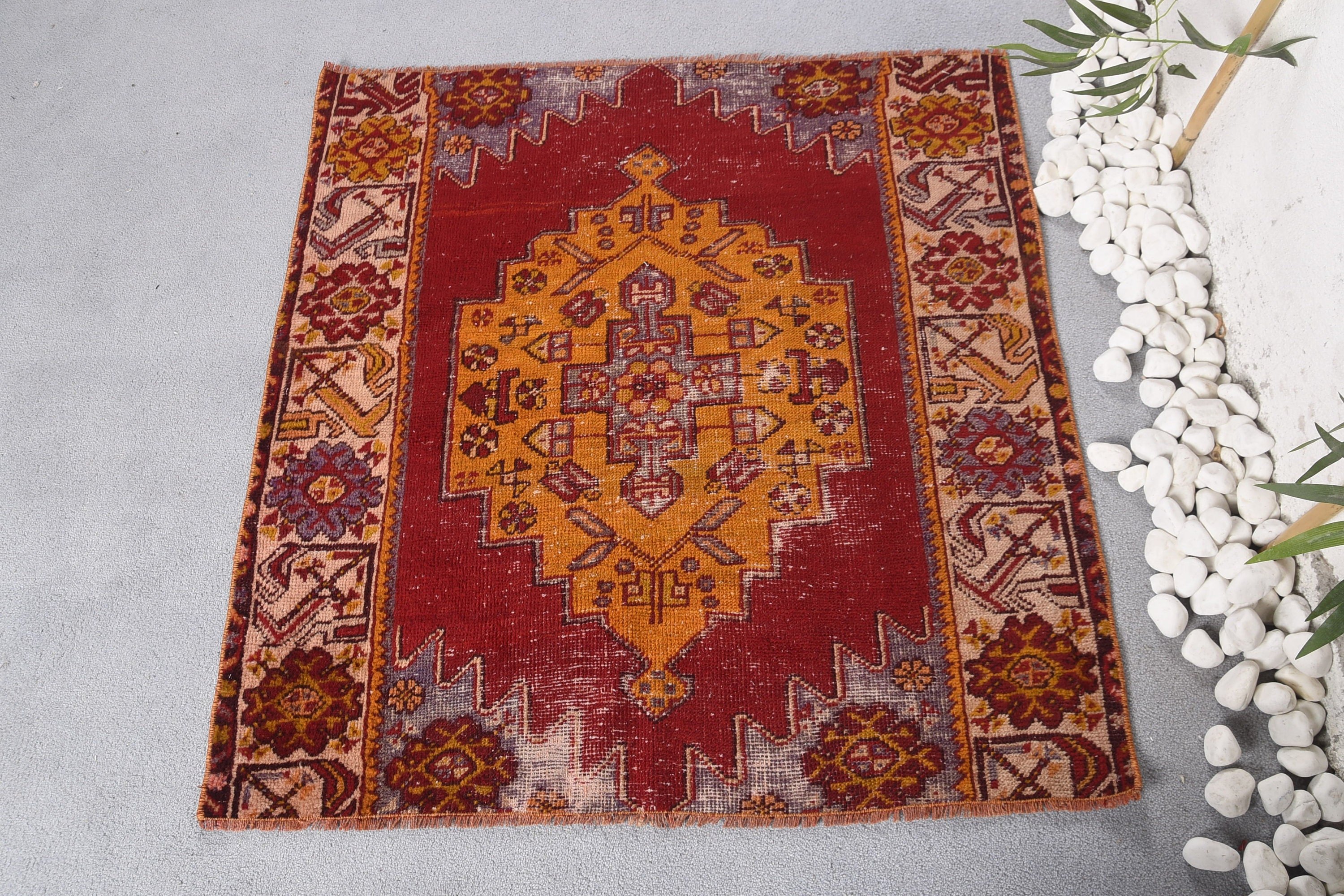 Küçük Vintage Halı, Boho Halı, Vintage Halılar, Havalı Halılar, Türk Halıları, Kırmızı Düz ​​Dokuma Halı, Dekoratif Halı, 3.2x3.4 ft Küçük Halı, Banyo Halıları