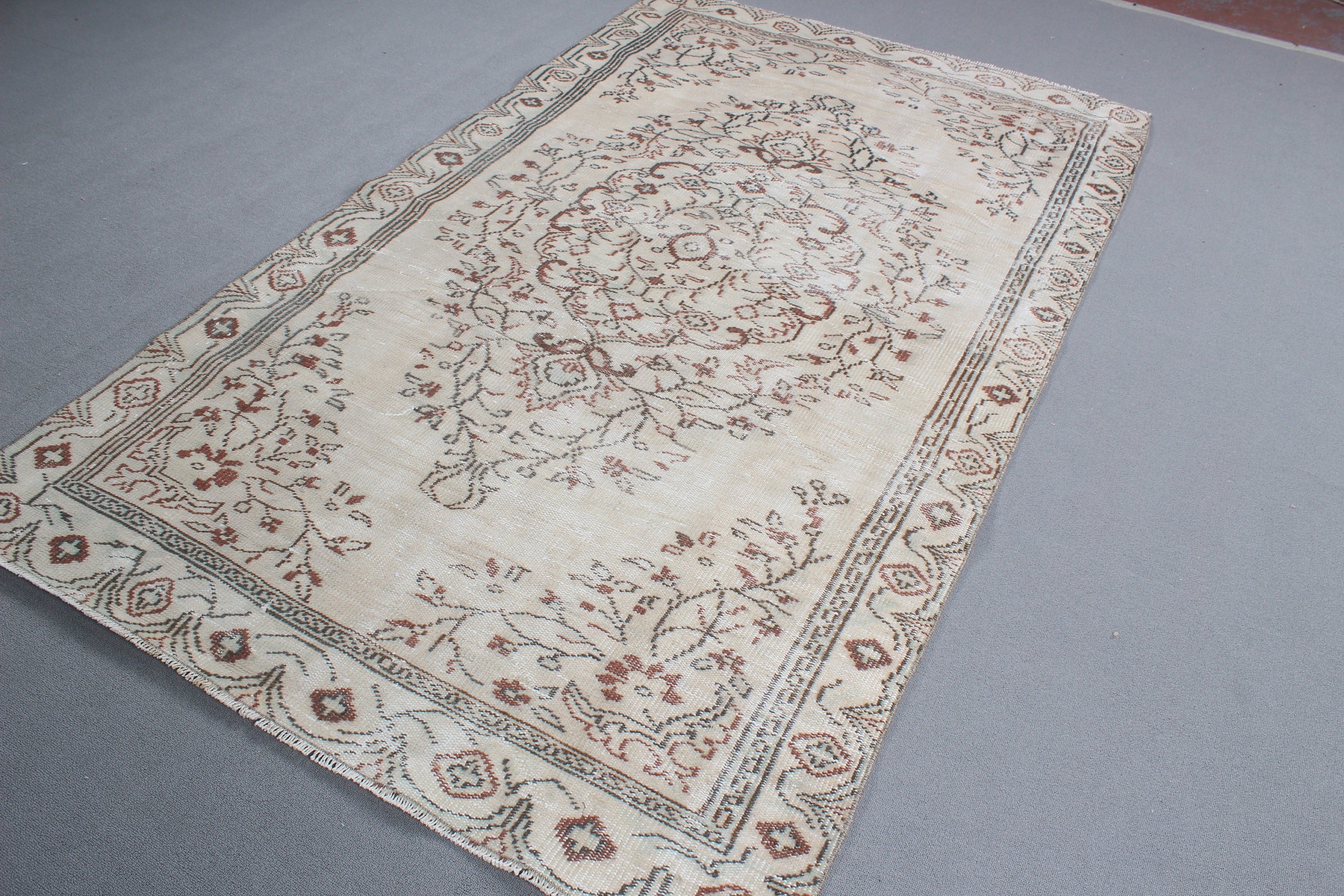 Nötr Halı, Büyük Vintage Halı, Oturma Odası Halısı, 4.9x8.2 ft Büyük Halı, Türk Halıları, Oryantal Halılar, Bej Ev Dekor Halıları, Vintage Halılar