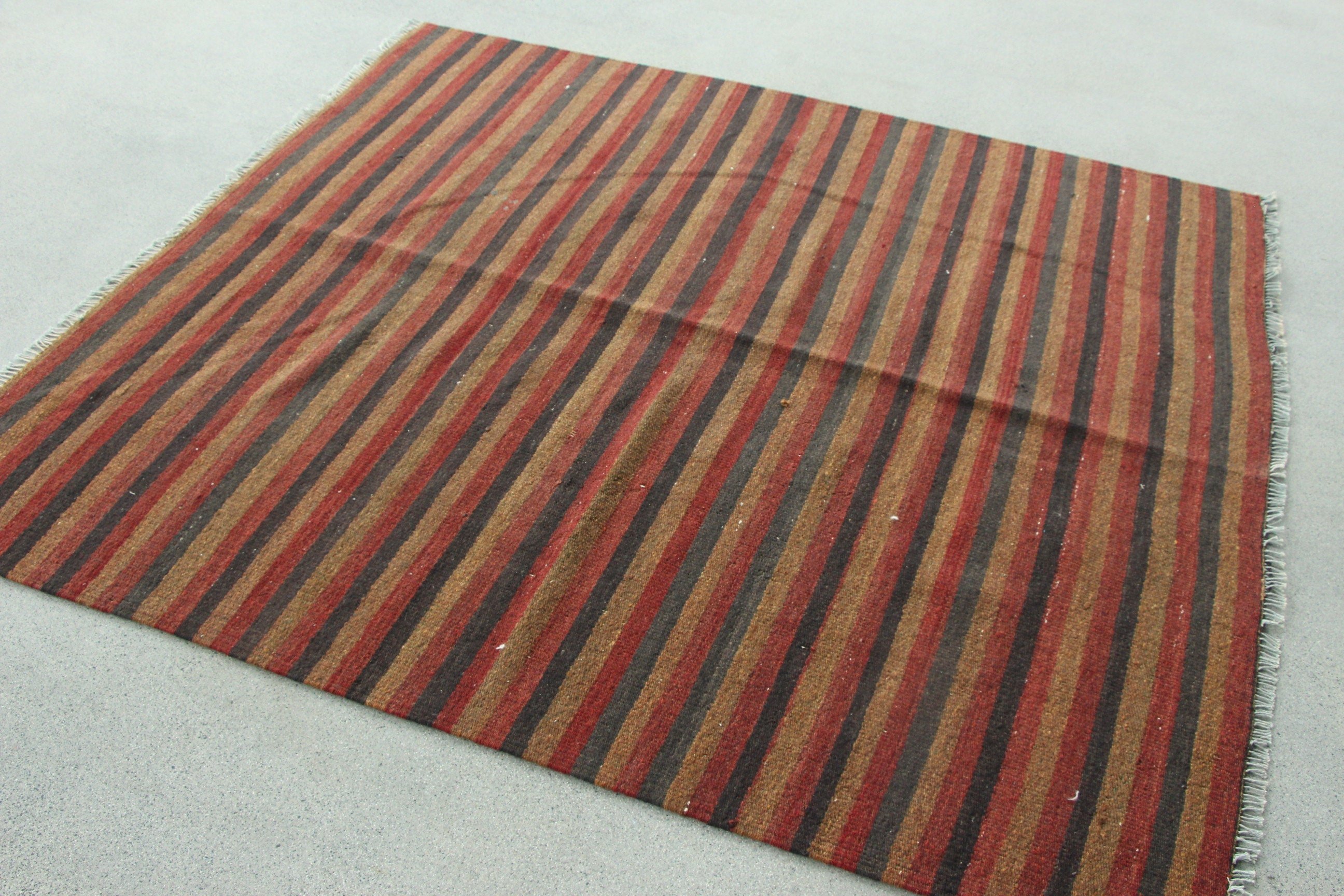 Kırmızı Yer Halısı, İç Mekan Halısı, İç Mekan Halıları, 4.9x5.5 ft Alan Halısı, Mutfak Halıları, Estetik Halılar, Türk Halısı, Kilim, Vintage Halı, Oushak Halısı