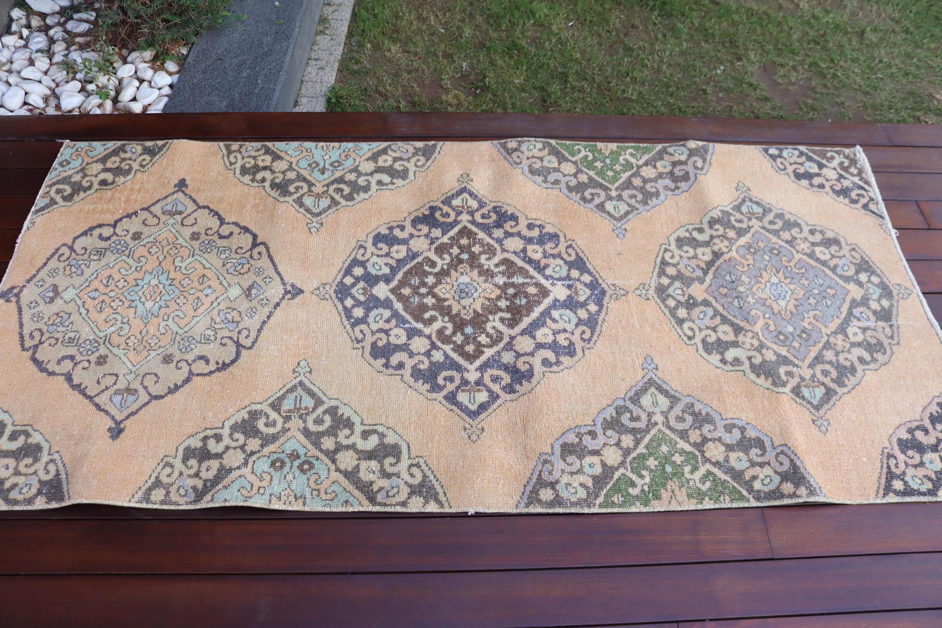 Sarı Modern Halılar, 3x6.3 ft Accent Halı, Türk Halıları, Yatak Odası Halıları, Vintage Halı, Anadolu Halıları, Modern Halı, Çocuk Halısı, Mutfak Halısı