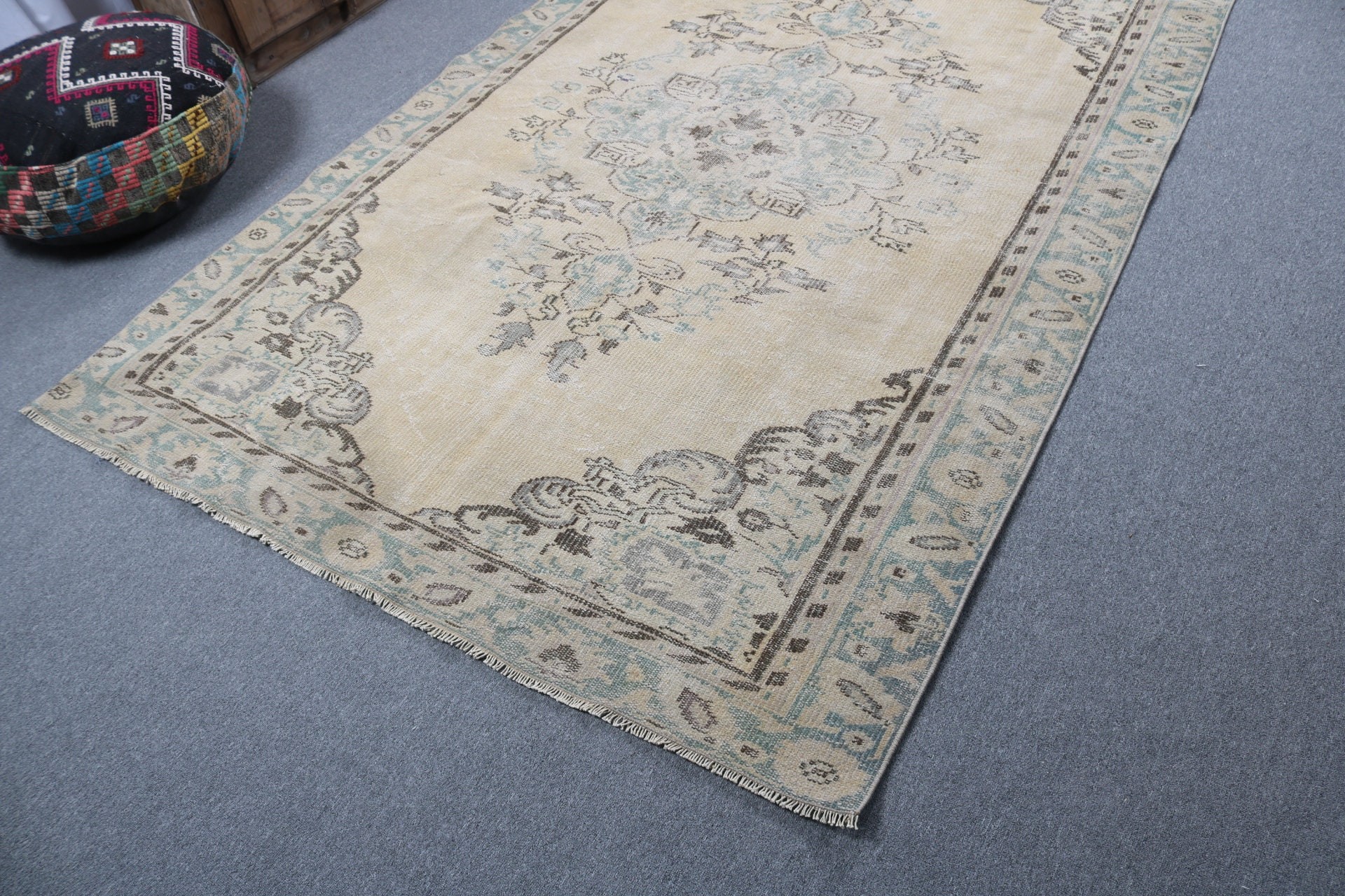 Large Vintage Rug, 5.4x8.5 ft Large Rugs, Bedroom Rug, Vintage Rugs, Home Decor Rugs, Turkish Rugs, Beige Anatolian Rugs, Moroccan Rugs