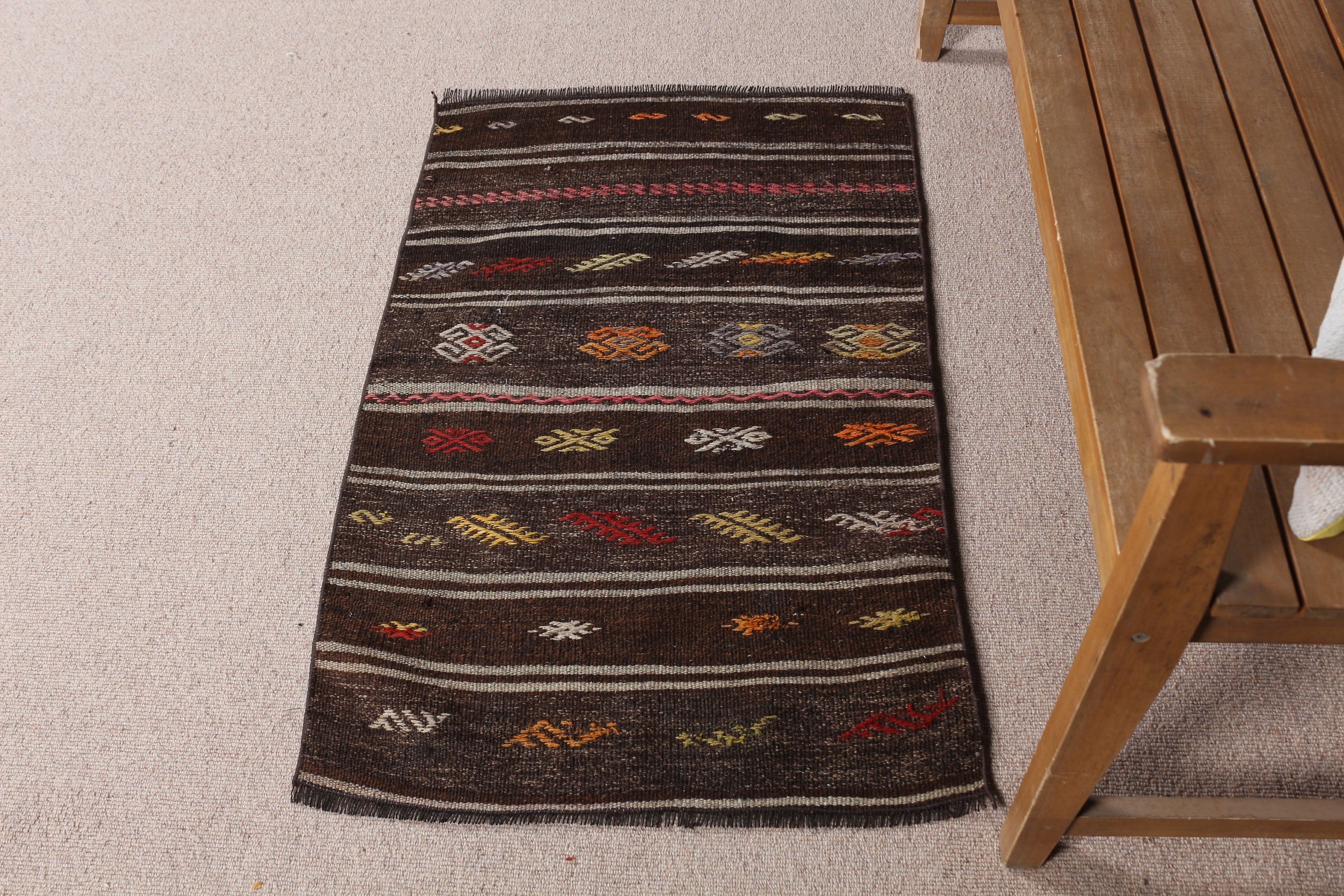 Kahverengi Yatak Odası Halısı, Kilim, 2.2x3.5 ft Küçük Halı, Giriş Halıları, Kapı Paspası Halısı, Türk Halısı, Yer Halıları, Vintage Halılar, Sanat Halısı